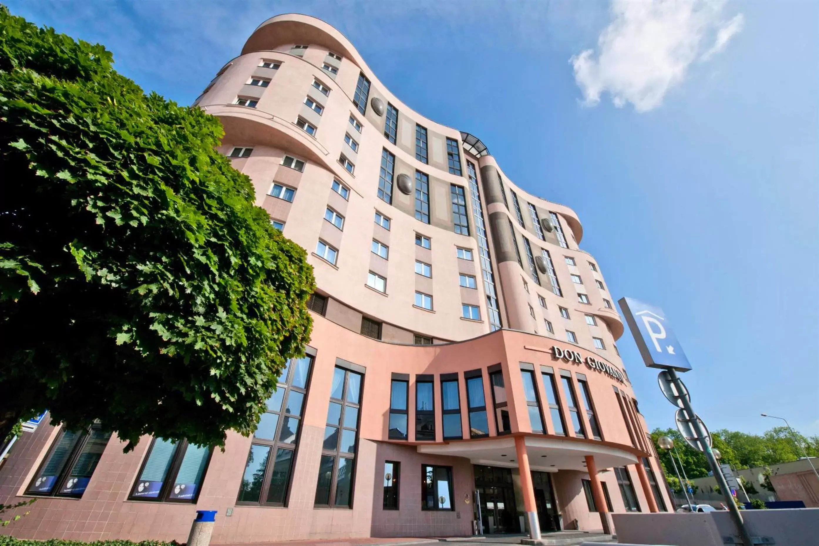 Facade/entrance, Property Building in Don Giovanni Hotel Prague - Great Hotels of The World