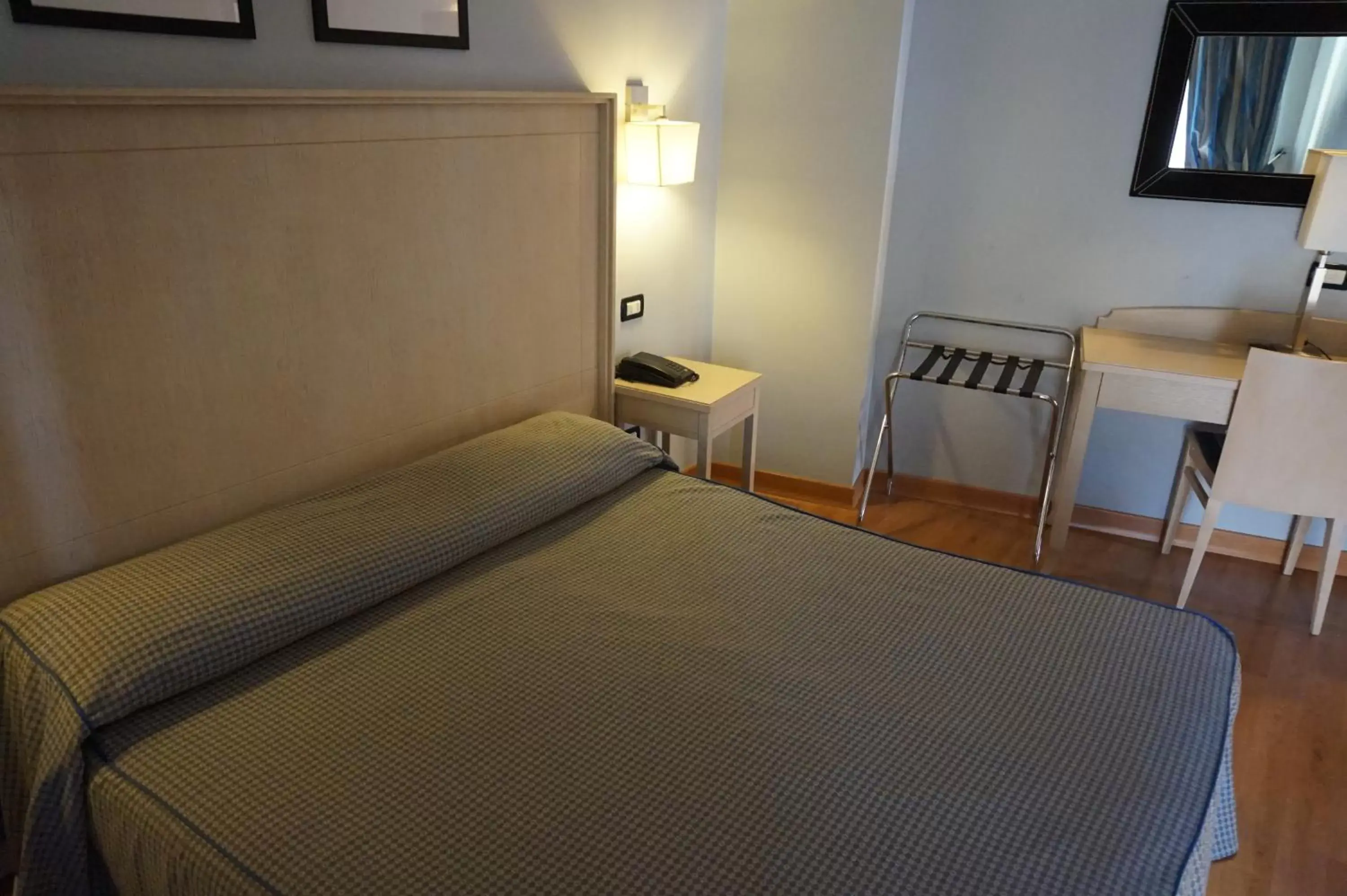 Bedroom, Room Photo in Hotel Taormina