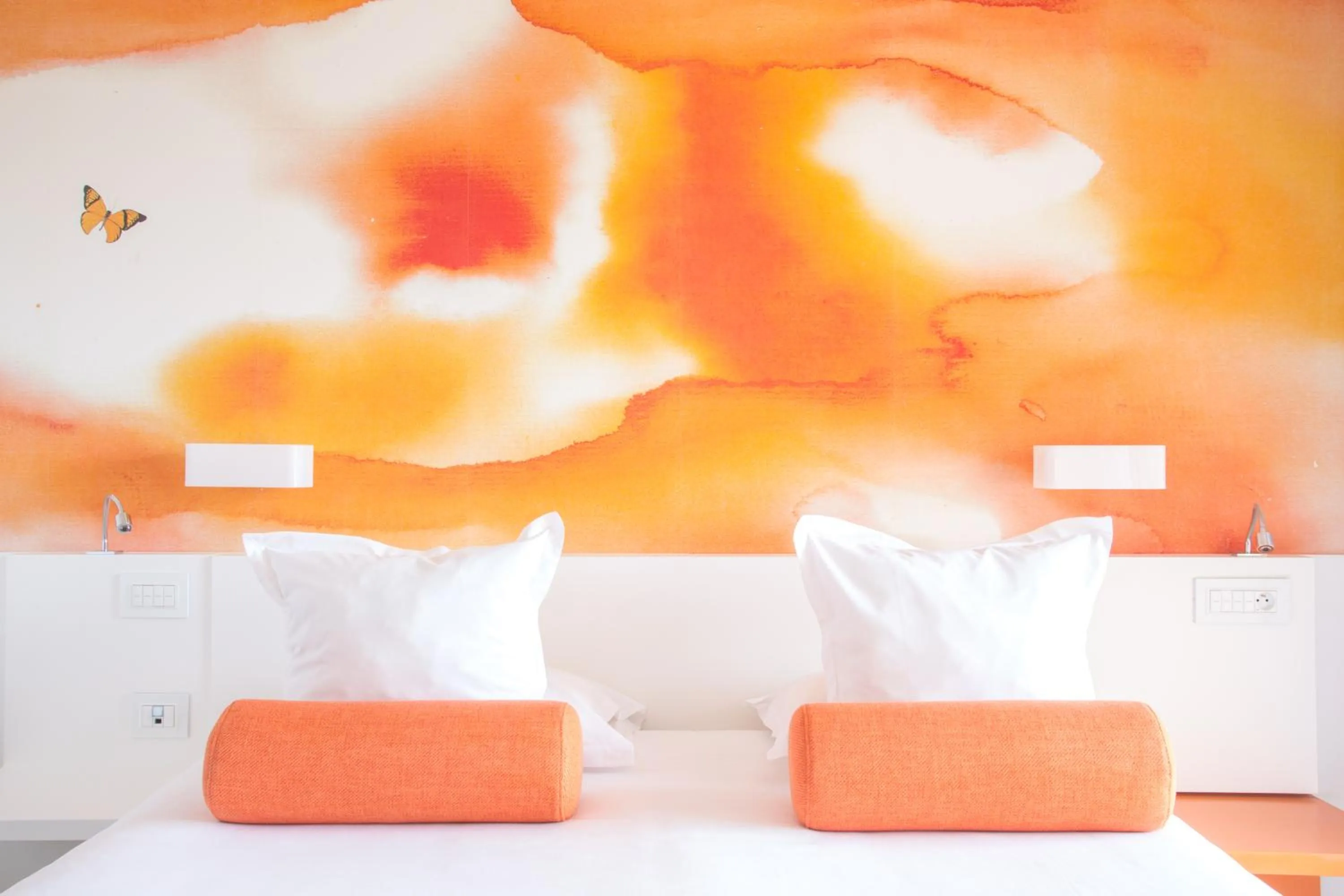 Bed in Hotel Restaurant La Vague de Saint Paul