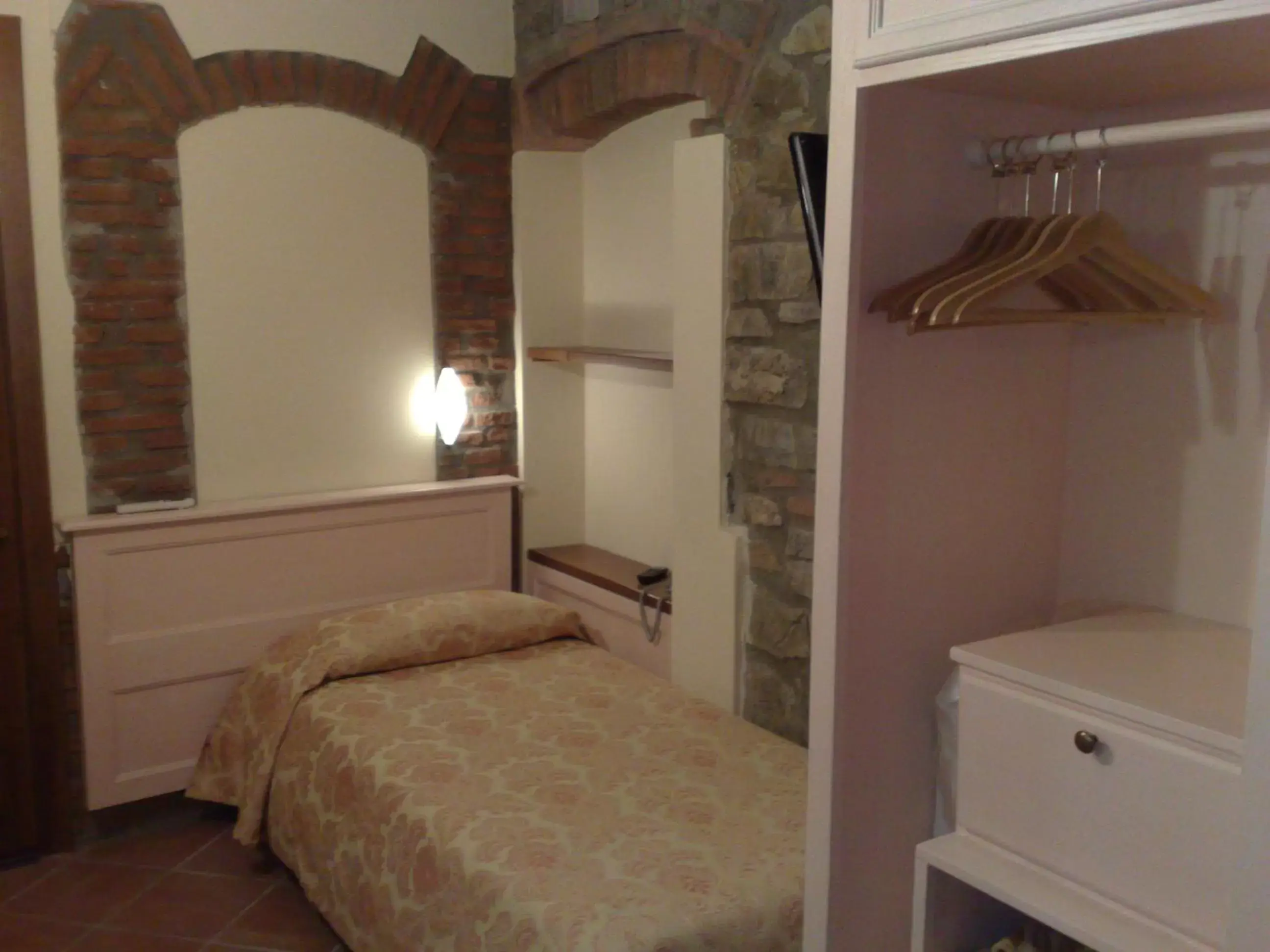 Bedroom, Bed in Locanda Il Gallo