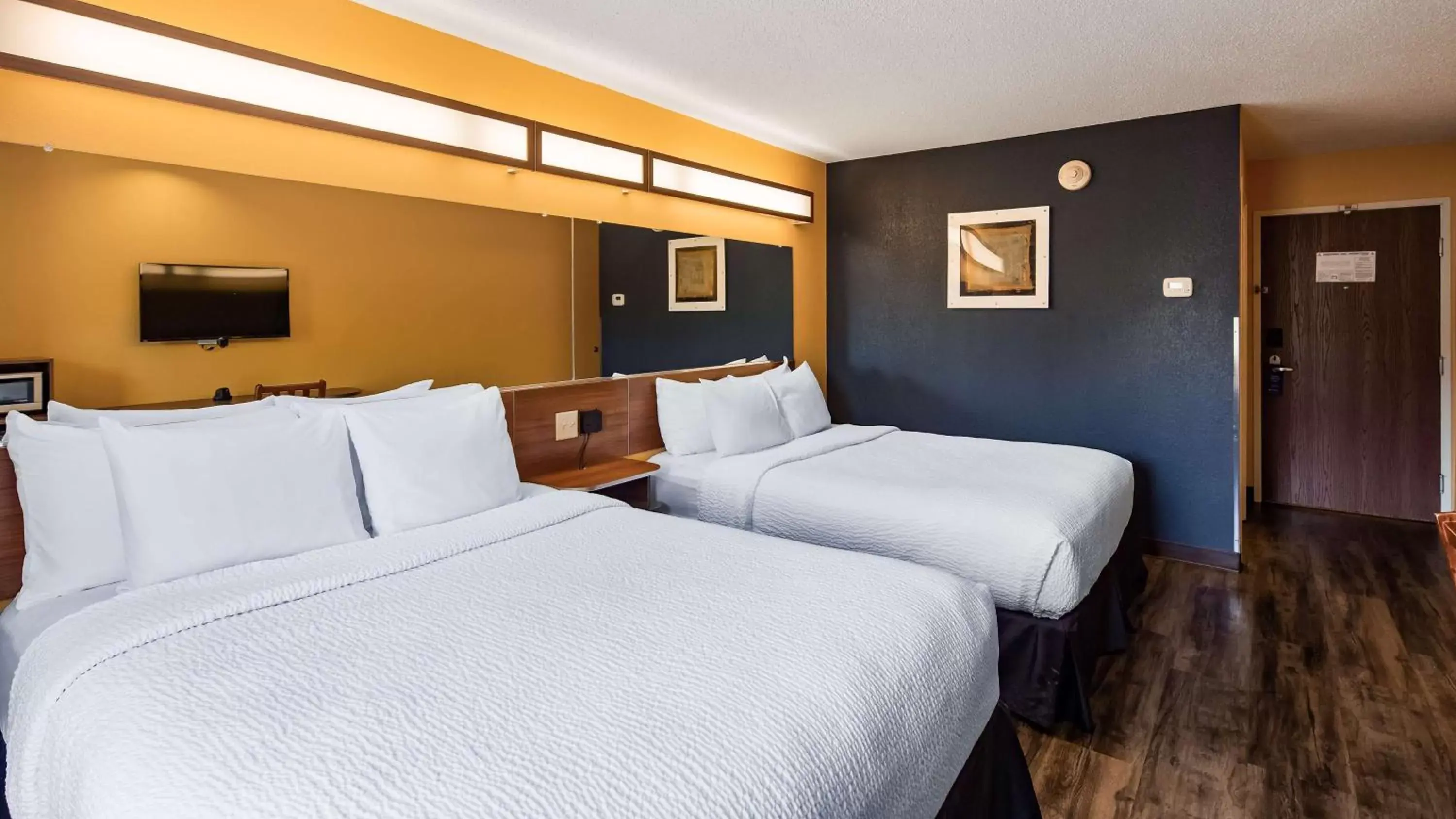 Queen Room with Two Queen Beds with Mobility Accessible Roll-In Shower in SureStay Plus Hotel by Best Western Keyser Queen Room with Two Queen Beds with Mobility Accessible Roll-In Shower in SureStay Plus Hotel by Best Western Keyser