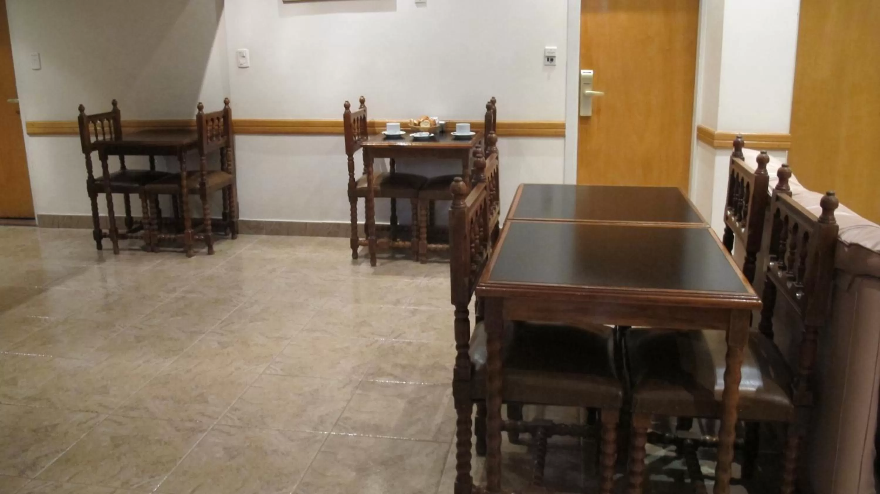 Restaurant/places to eat in Gran Hotel Libertad