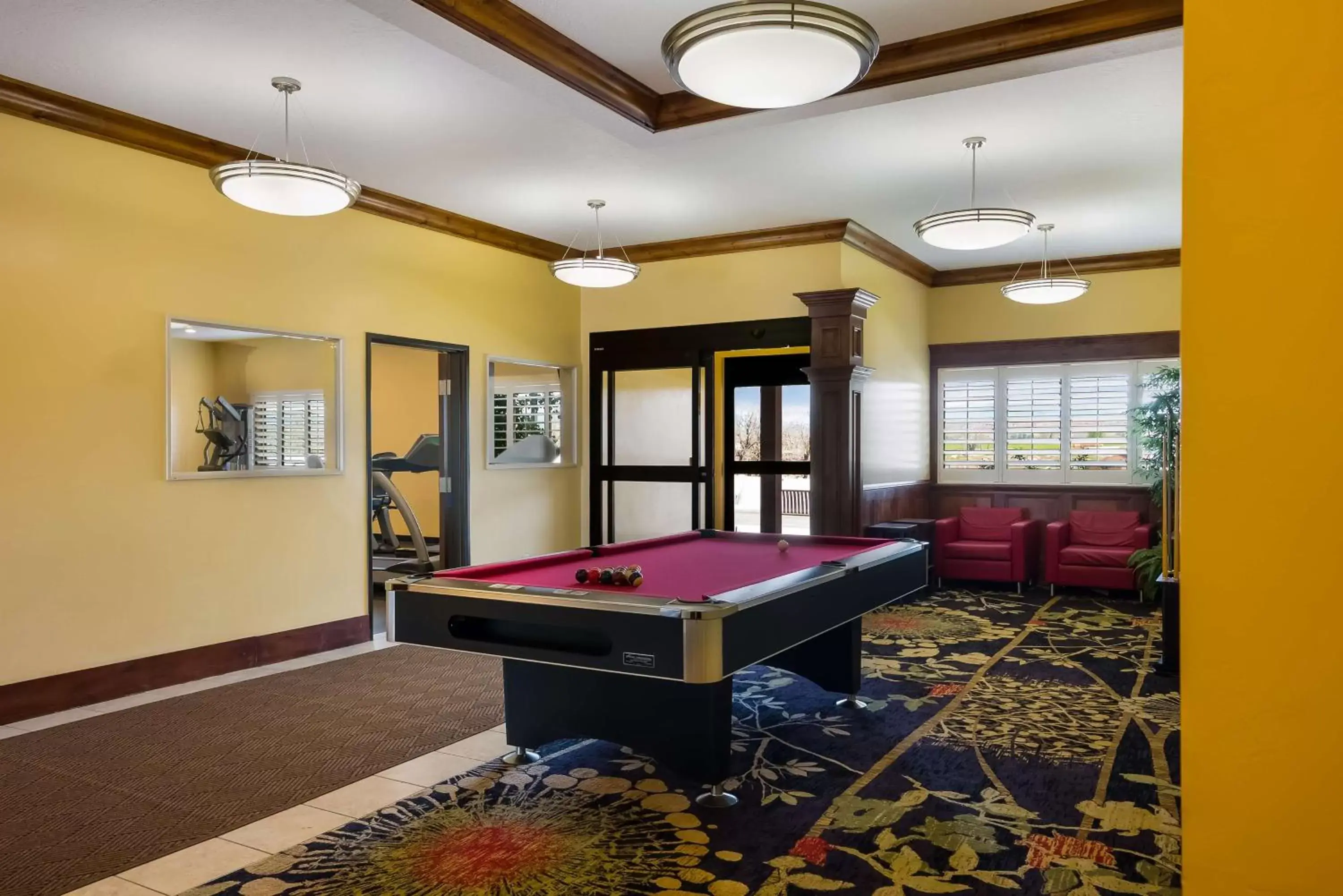 Sports, Billiards in Best Western Plus Landmark Hotel