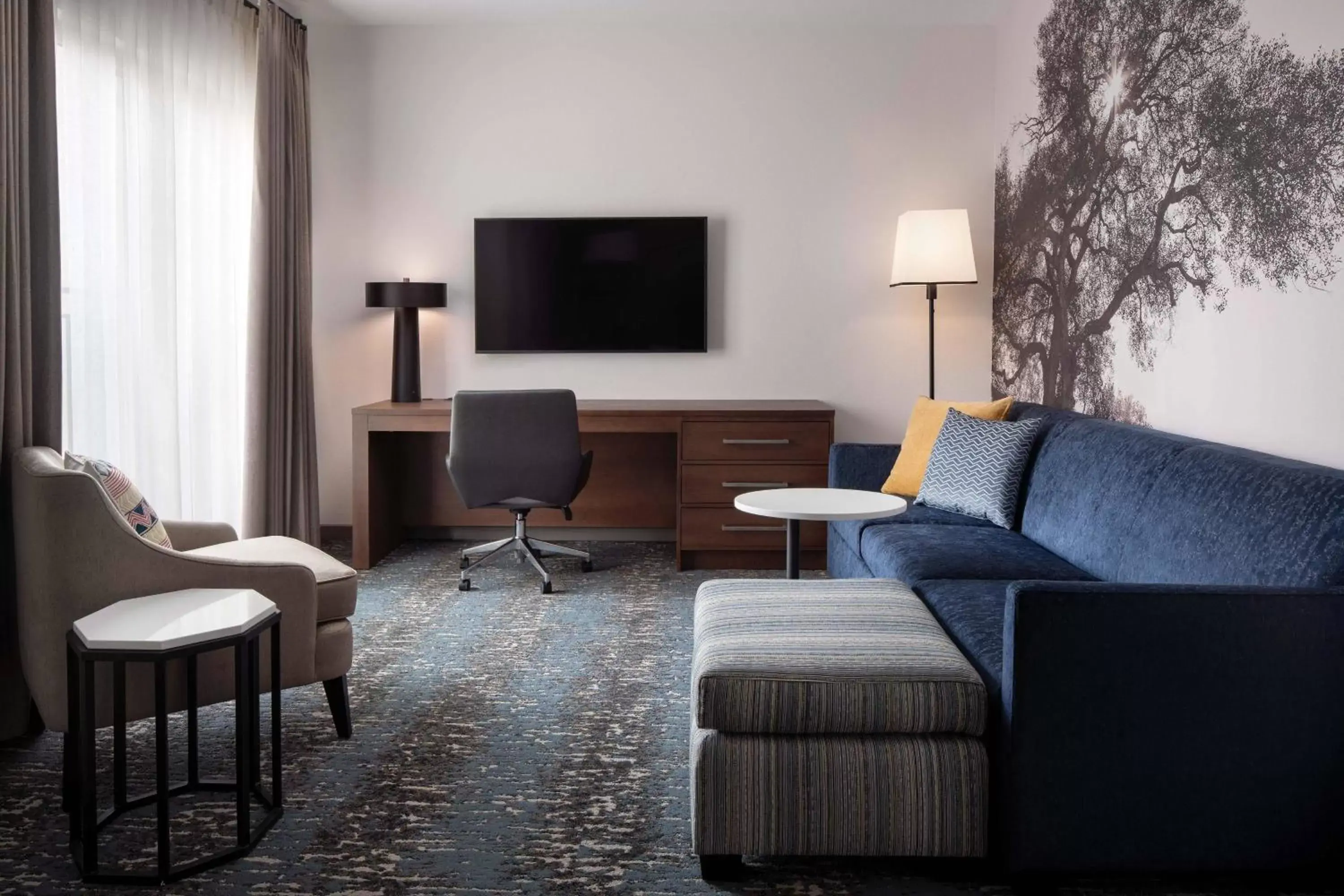 Bedroom, Seating Area in Residence Inn Los Angeles Glendale