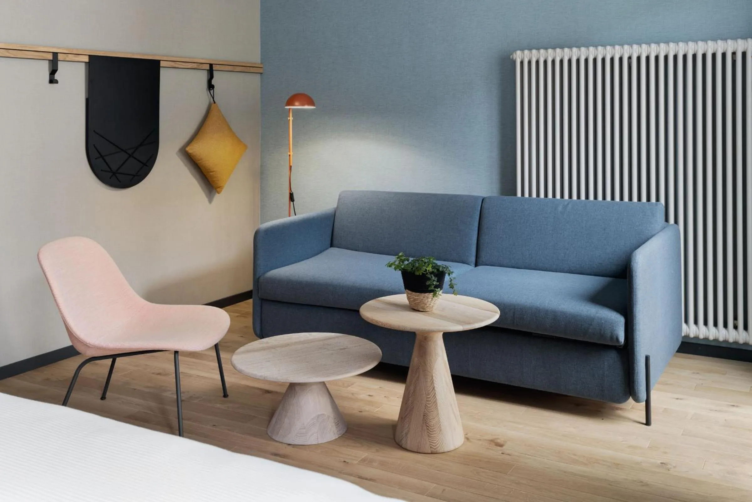 Living room in Stay KooooK Bern City - Online Check In