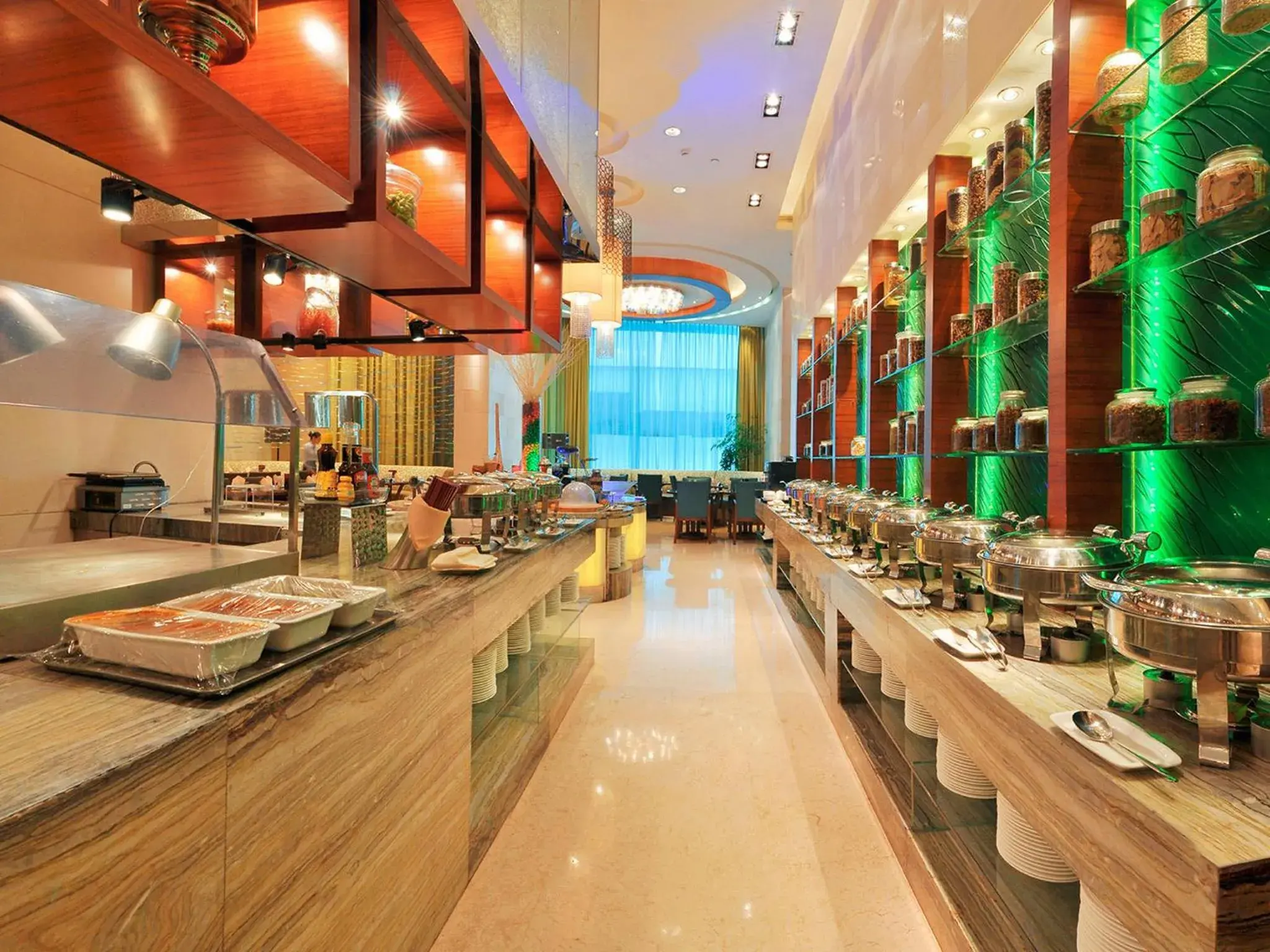 Restaurant/places to eat in HJ International Hotel