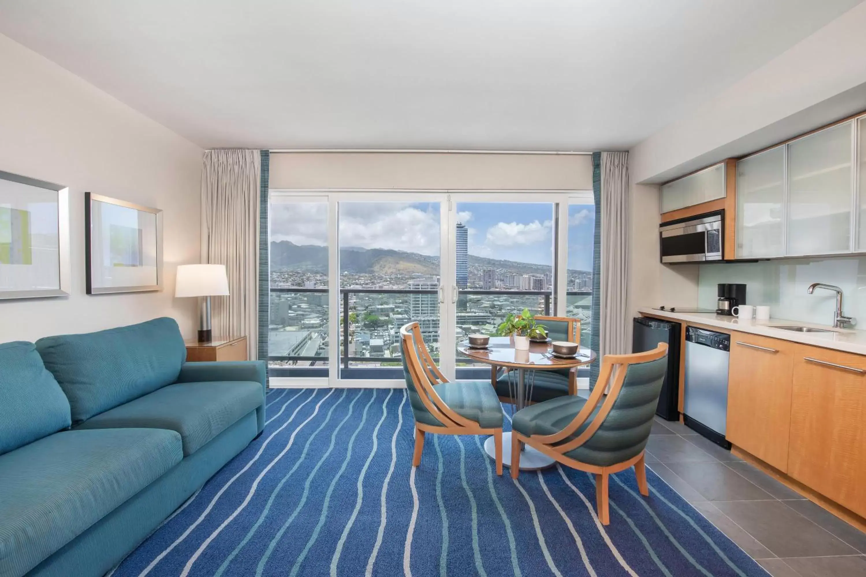 One-Bedroom Mountain View Suite - Resort Fee Included - with Kitchenette in Ala Moana Honolulu by Mantra One-Bedroom Mountain View Suite - Resort Fee Included - with Kitchenette in Ala Moana Honolulu by Mantra