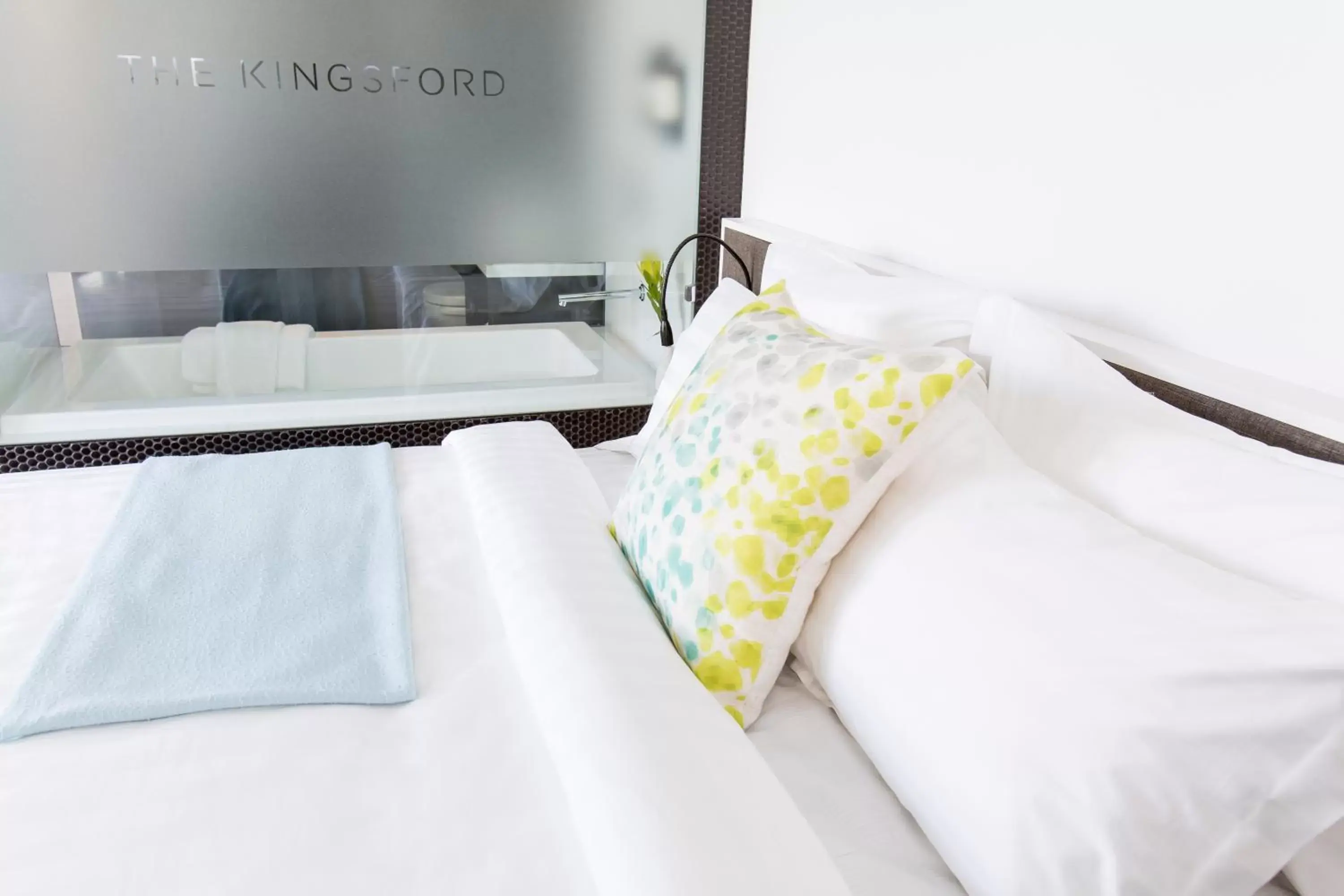 Bed in The Kingsford Brisbane Airport, Ascend Hotel Collection