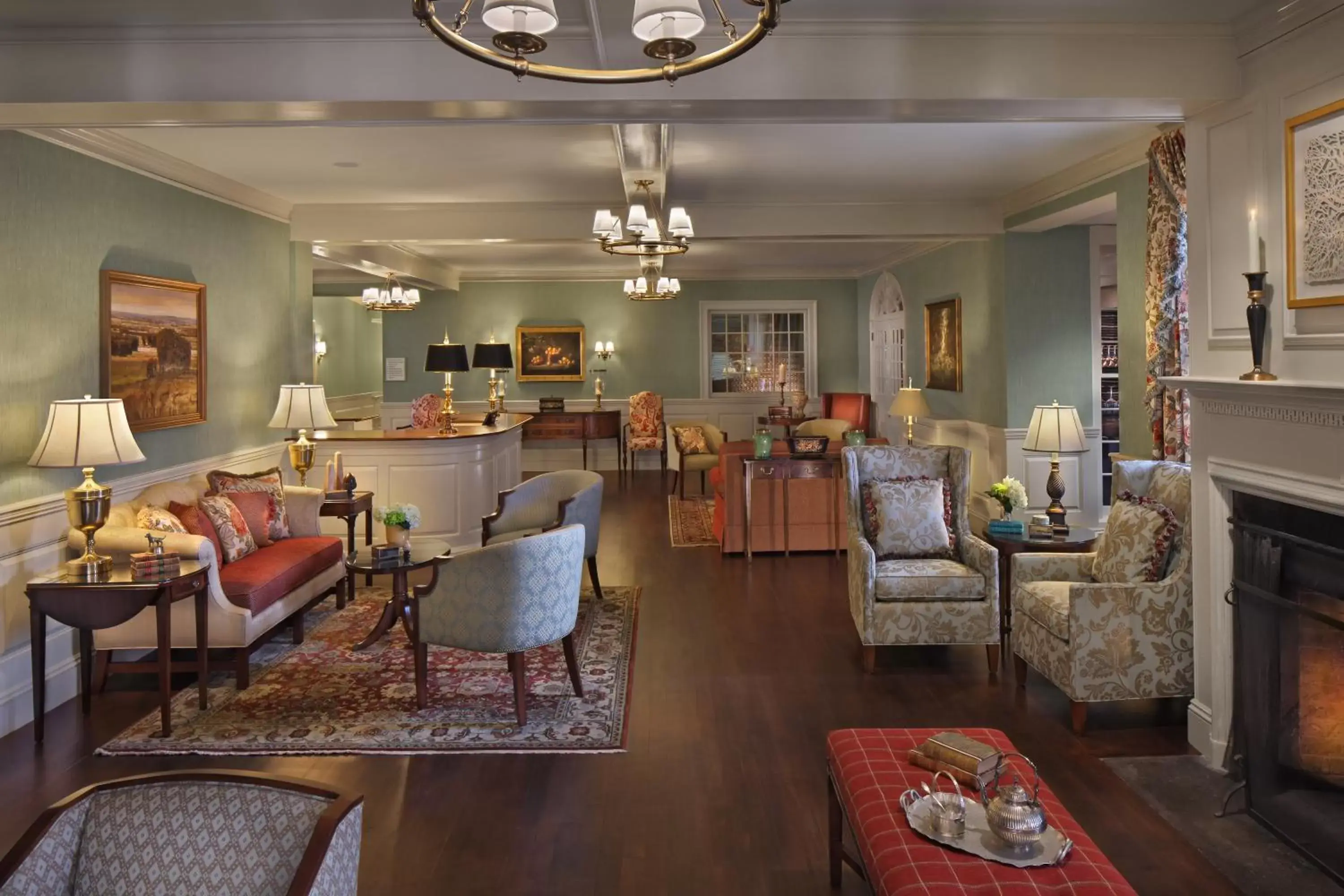 Lounge or bar in Inn on Boltwood Lounge or bar in Inn on Boltwood