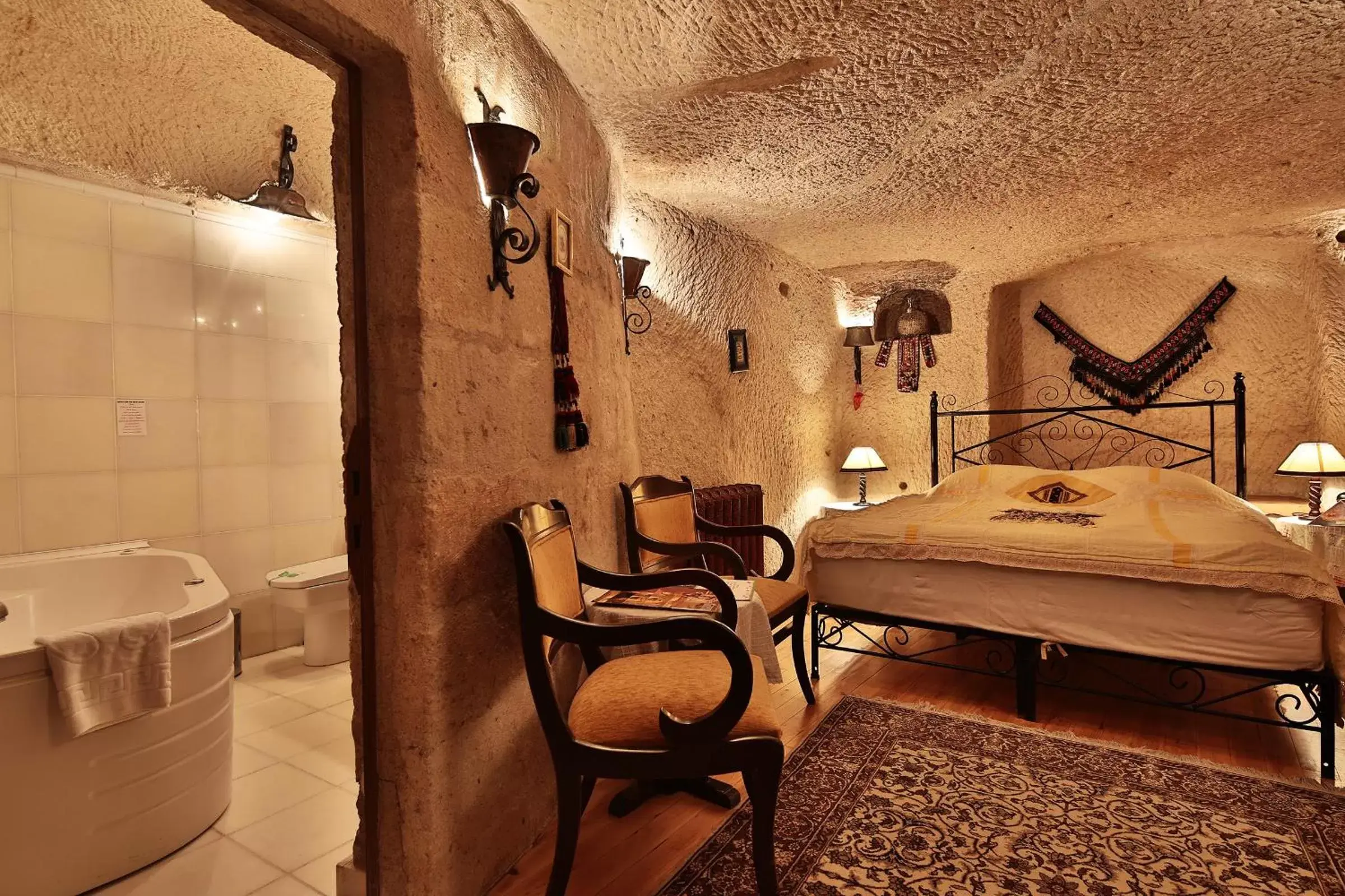 Bed, Bathroom in Cappadocia Cave Suites