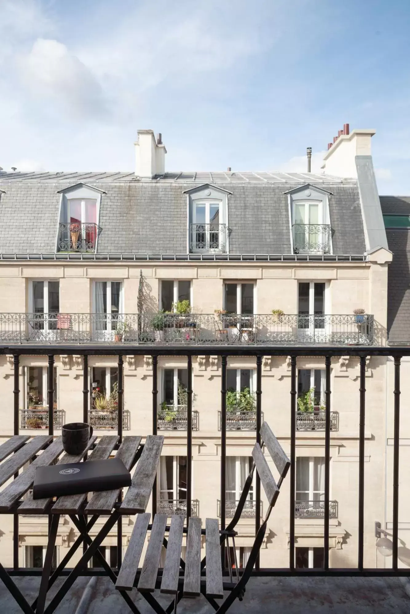 View (from property/room), Property Building in Hotel Saint-Louis Pigalle