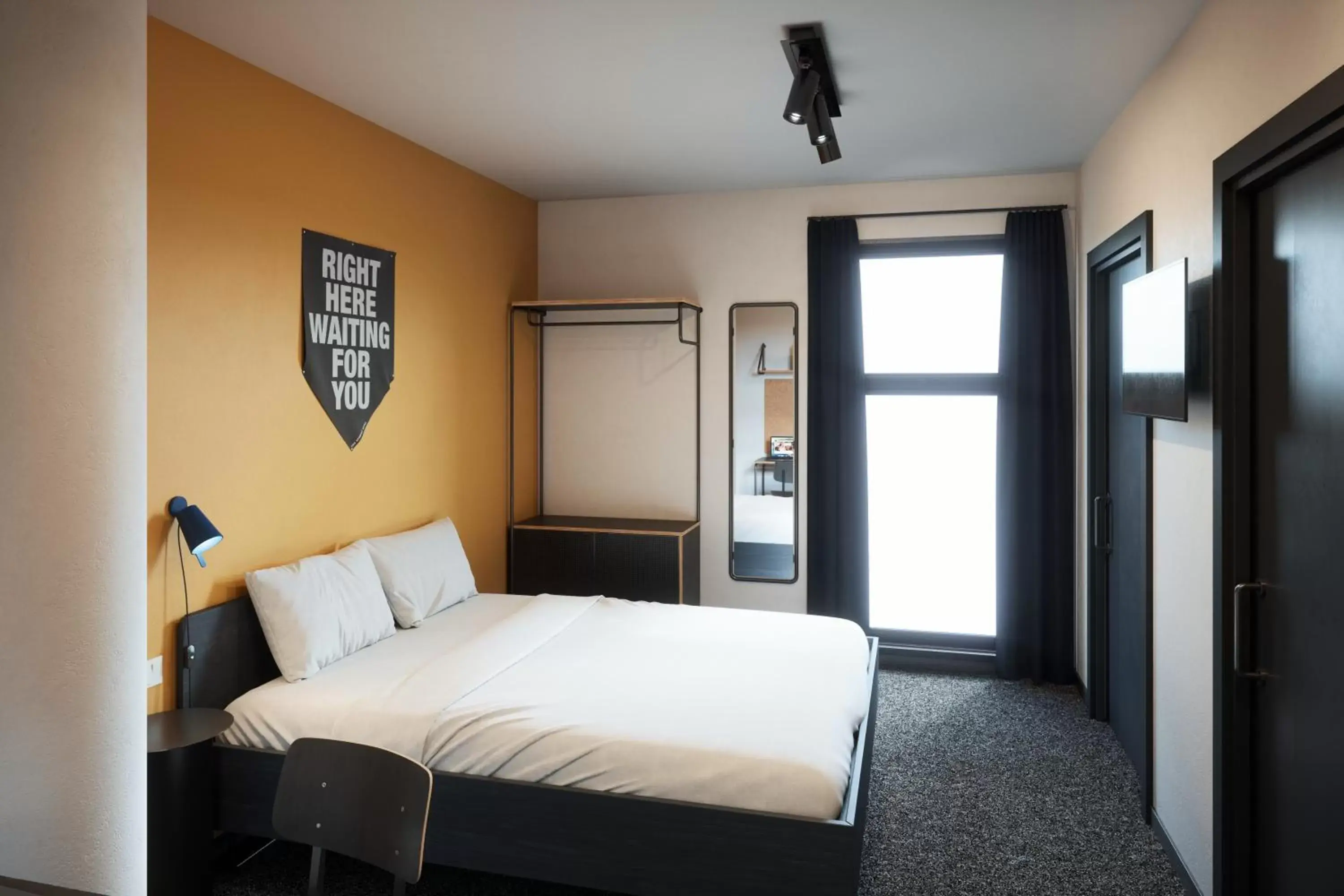 Photo of the whole room, Bed in The Social Hub Madrid