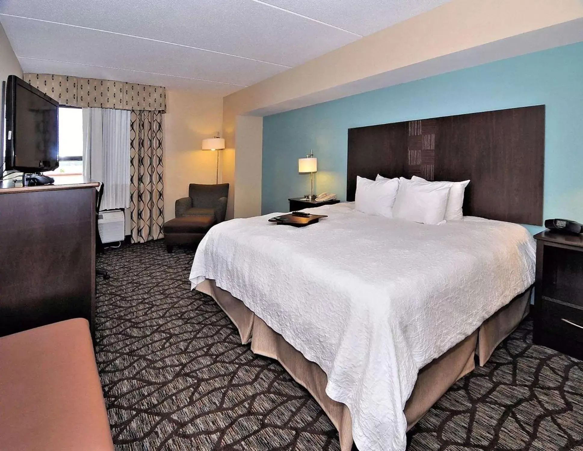Bed in Hampton Inn Eden Bed in Hampton Inn Eden