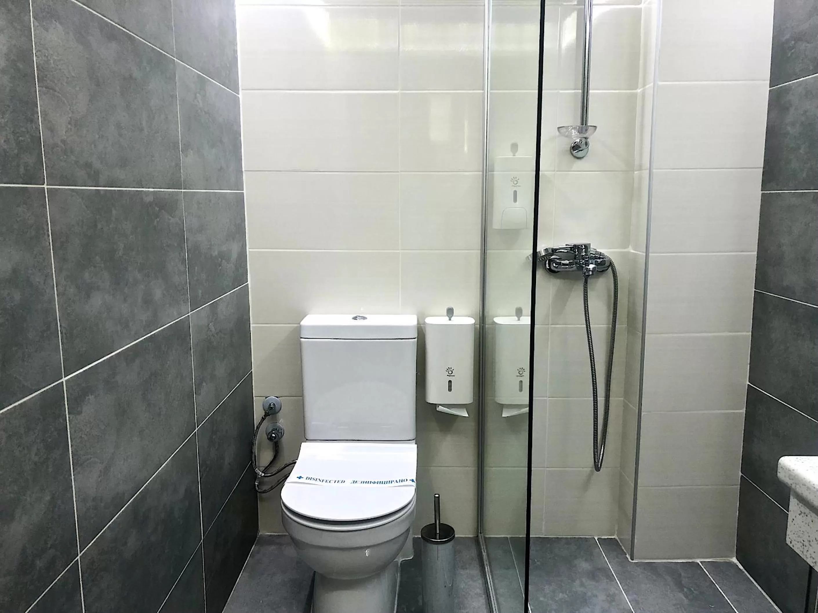 Shower in Hotel De KOKA