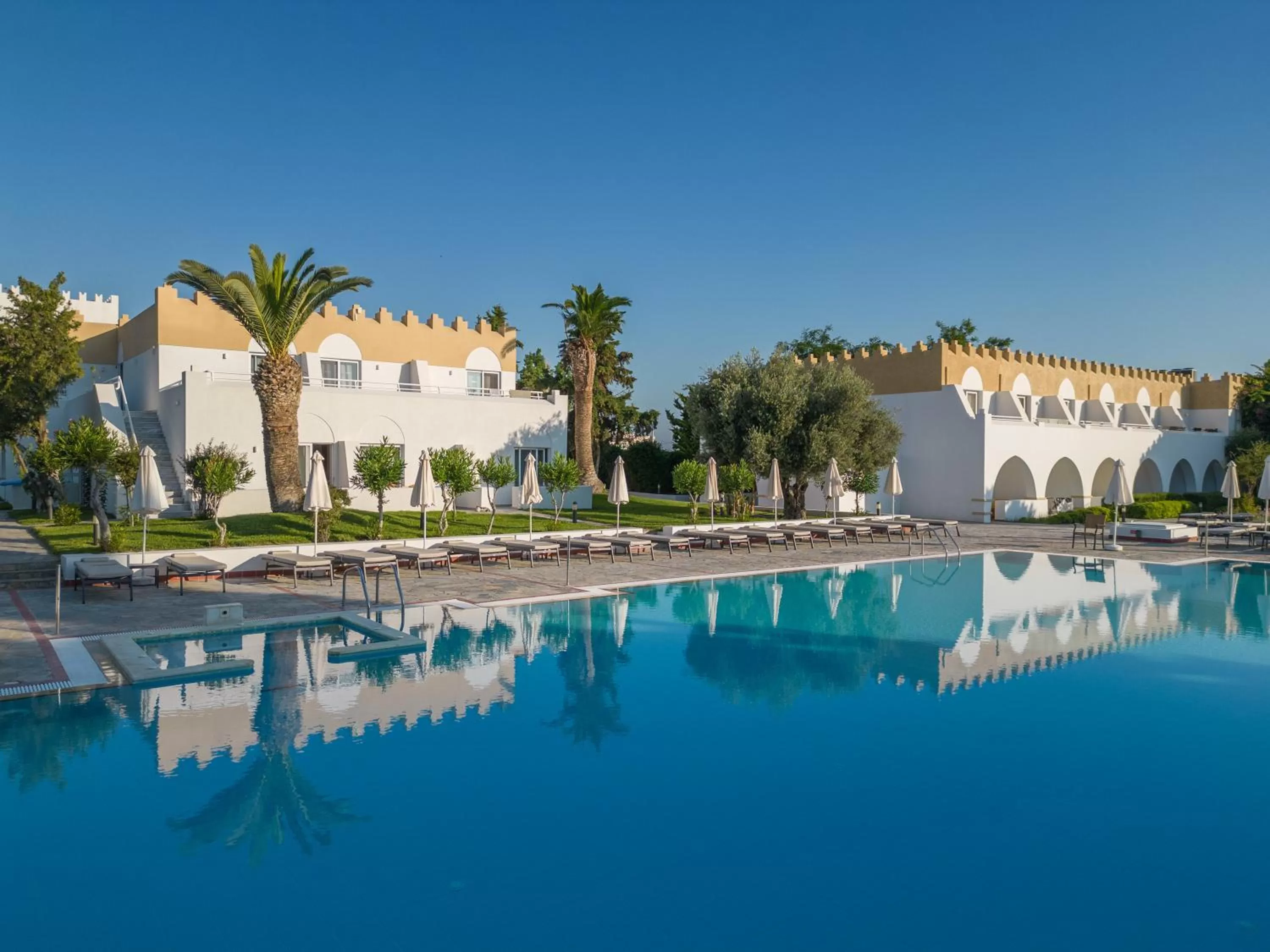 Swimming pool in Platanista Hotel
