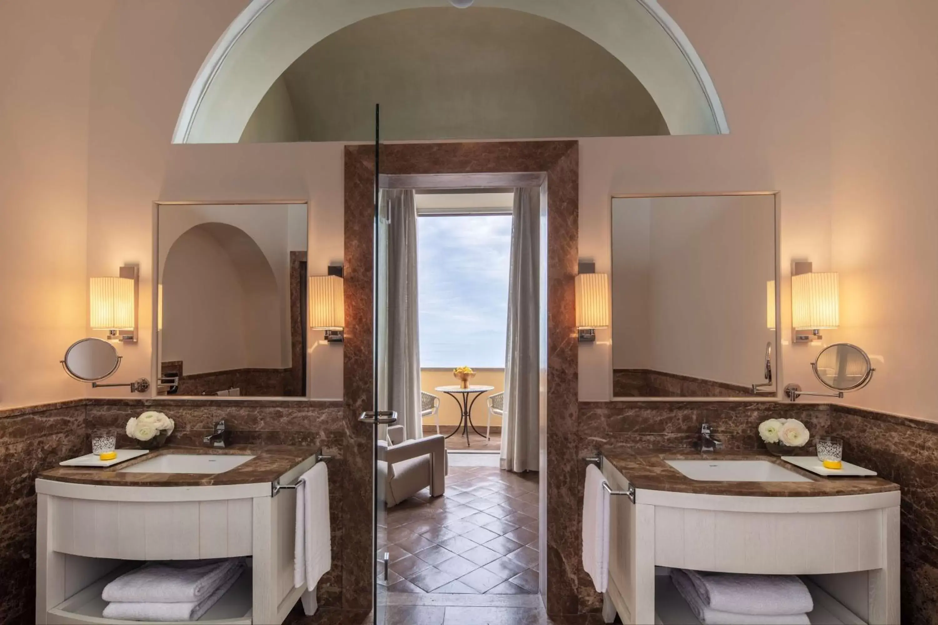 Bathroom in Anantara Convento di Amalfi Grand Hotel