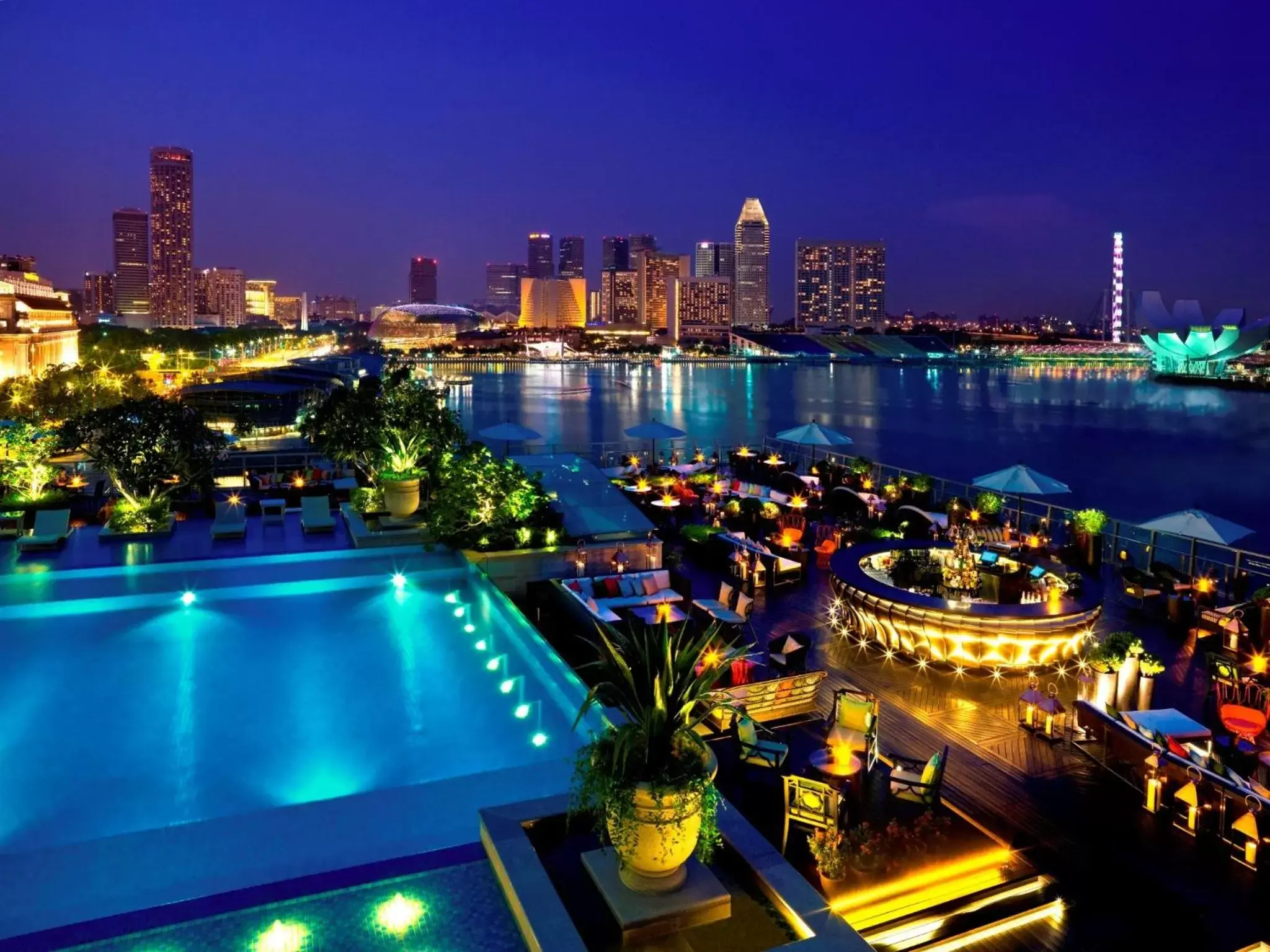 Restaurant/places to eat, Pool View in The Fullerton Bay Hotel Singapore
