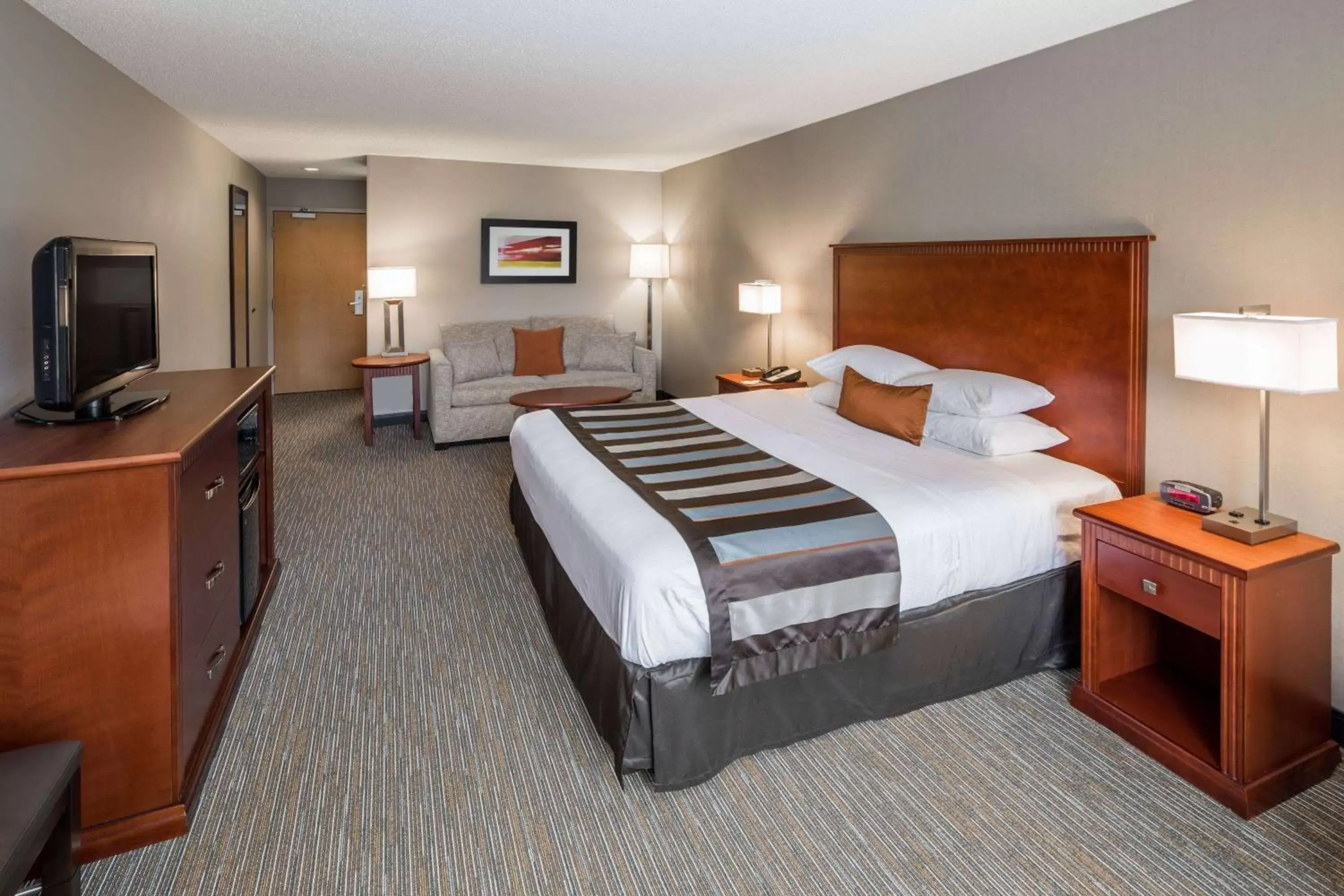 On site, Bed in Wingate by Wyndham Shreveport Airport