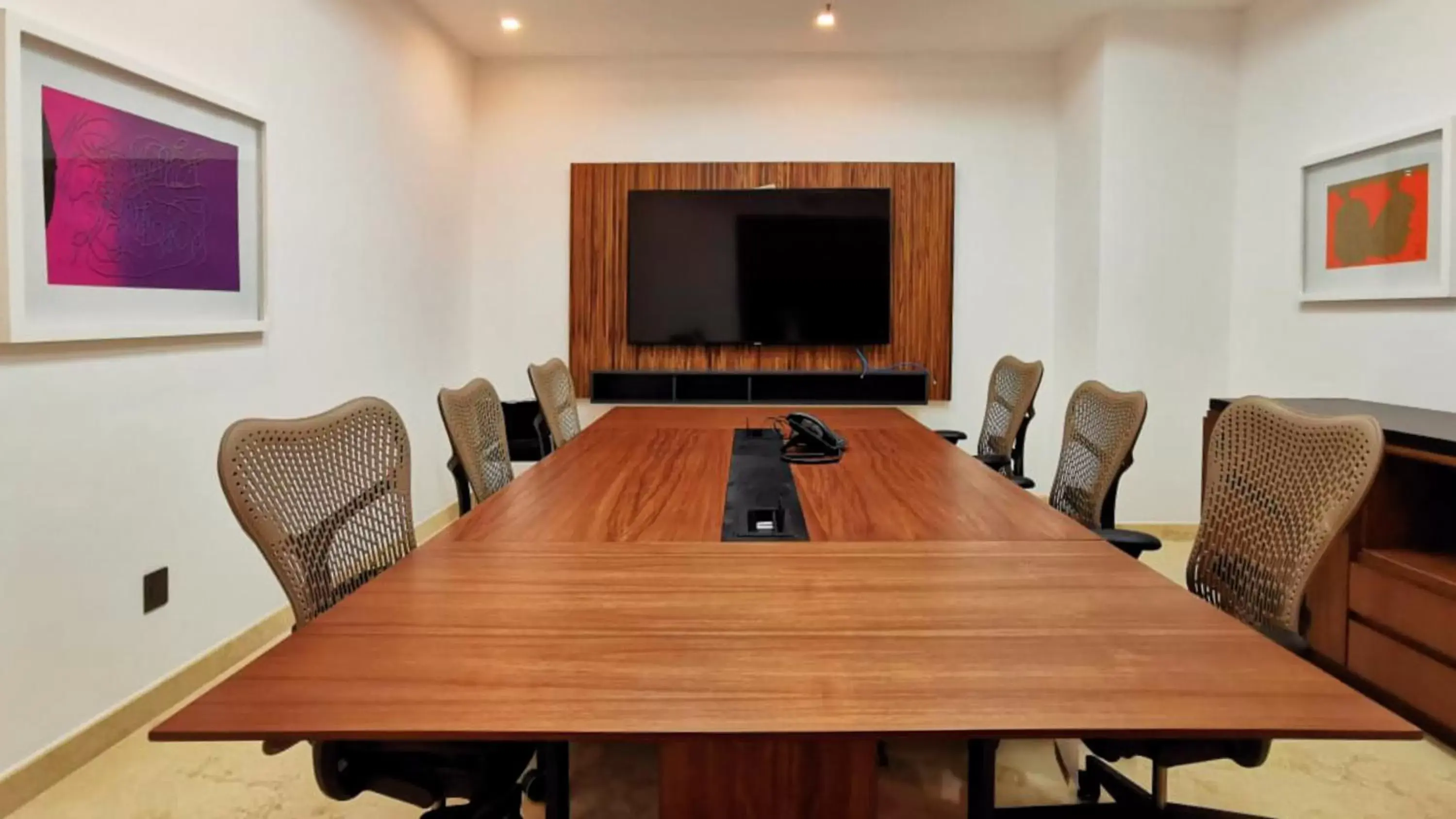 Meeting/conference room in Holiday Inn & Suites - Puerto Vallarta Marina & Golf, an IHG Hotel