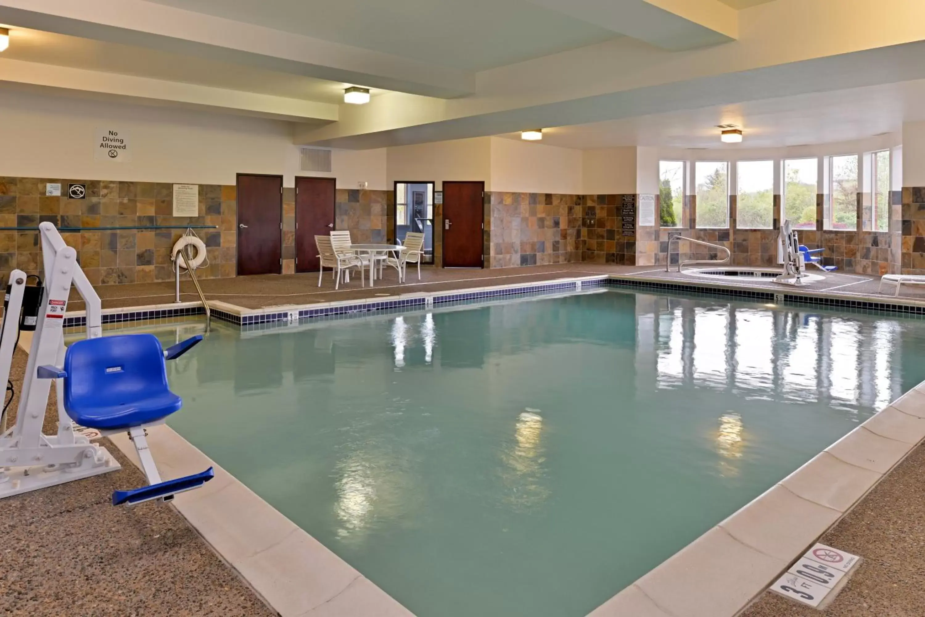 Swimming Pool in Holiday Inn Express Hotel & Suites Albany, an IHG Hotel