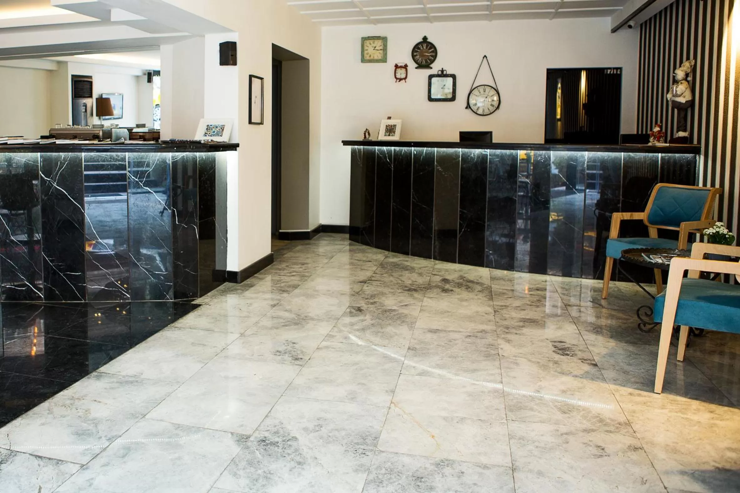 Lobby or reception in Semsan Hotel