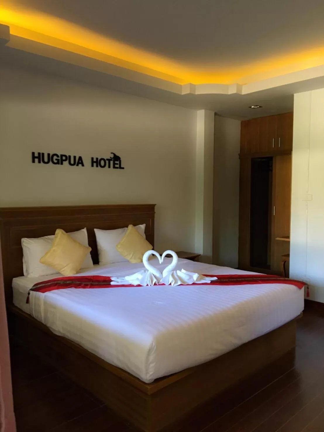 Bed in Hugpua Hotel