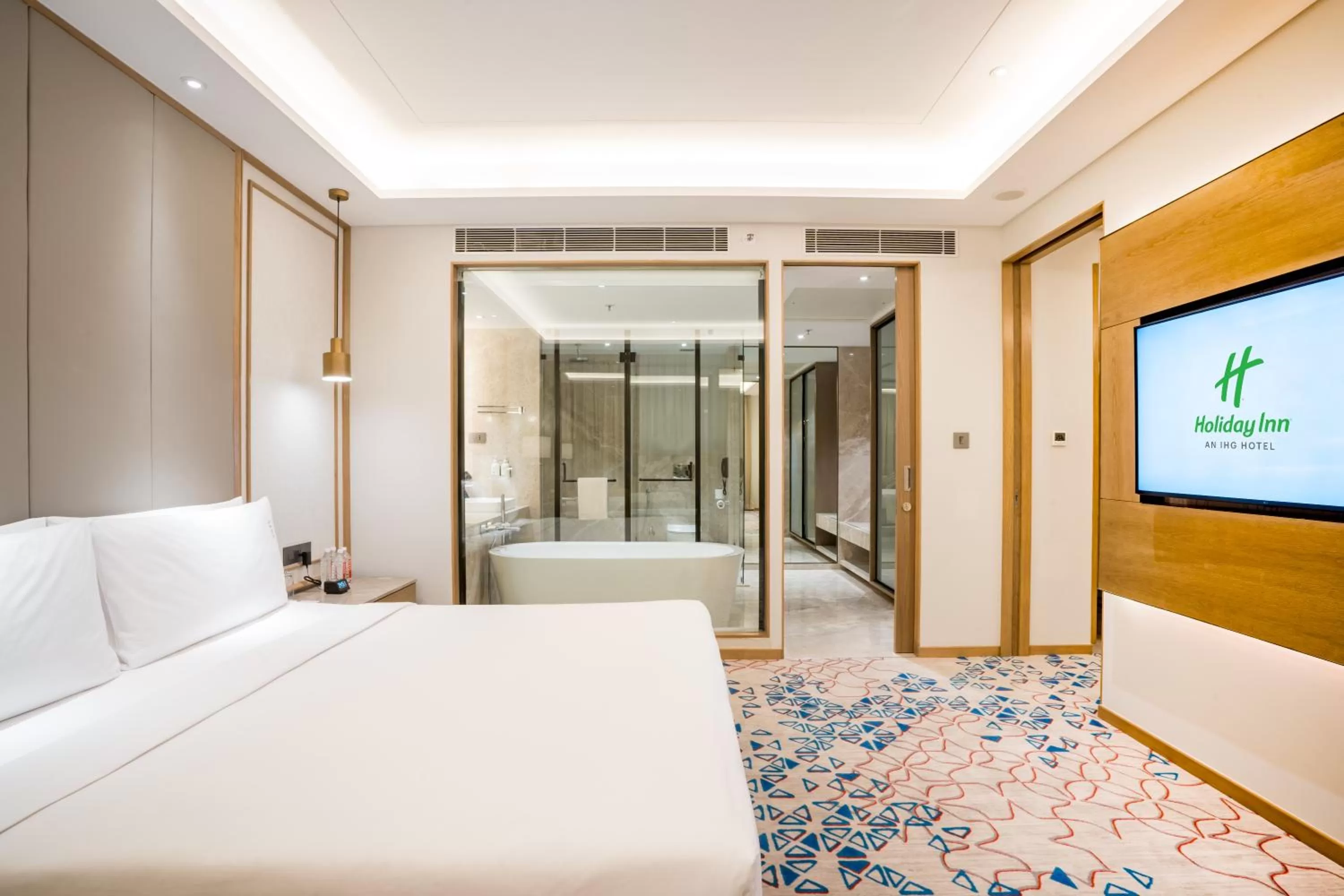 Bed in Holiday Inn Lucknow Airport by IHG