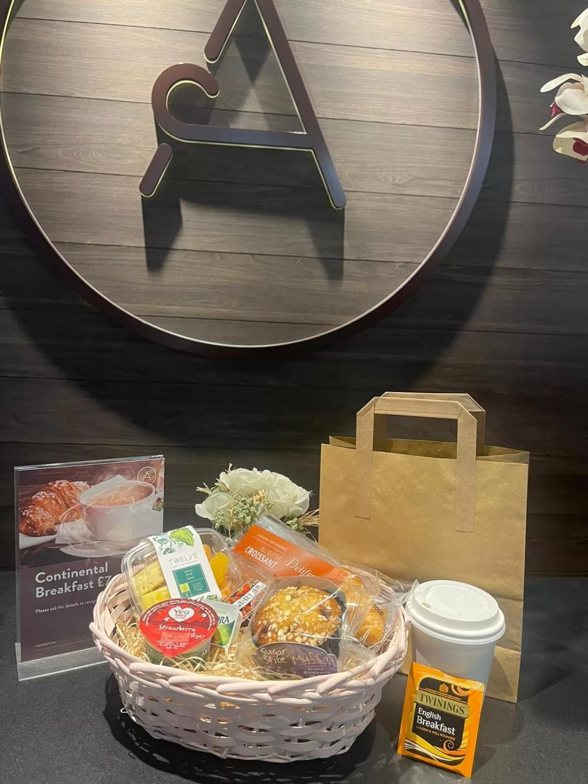 Breakfast in Aerotel London Heathrow Airport, Terminal 2 & Terminal 3