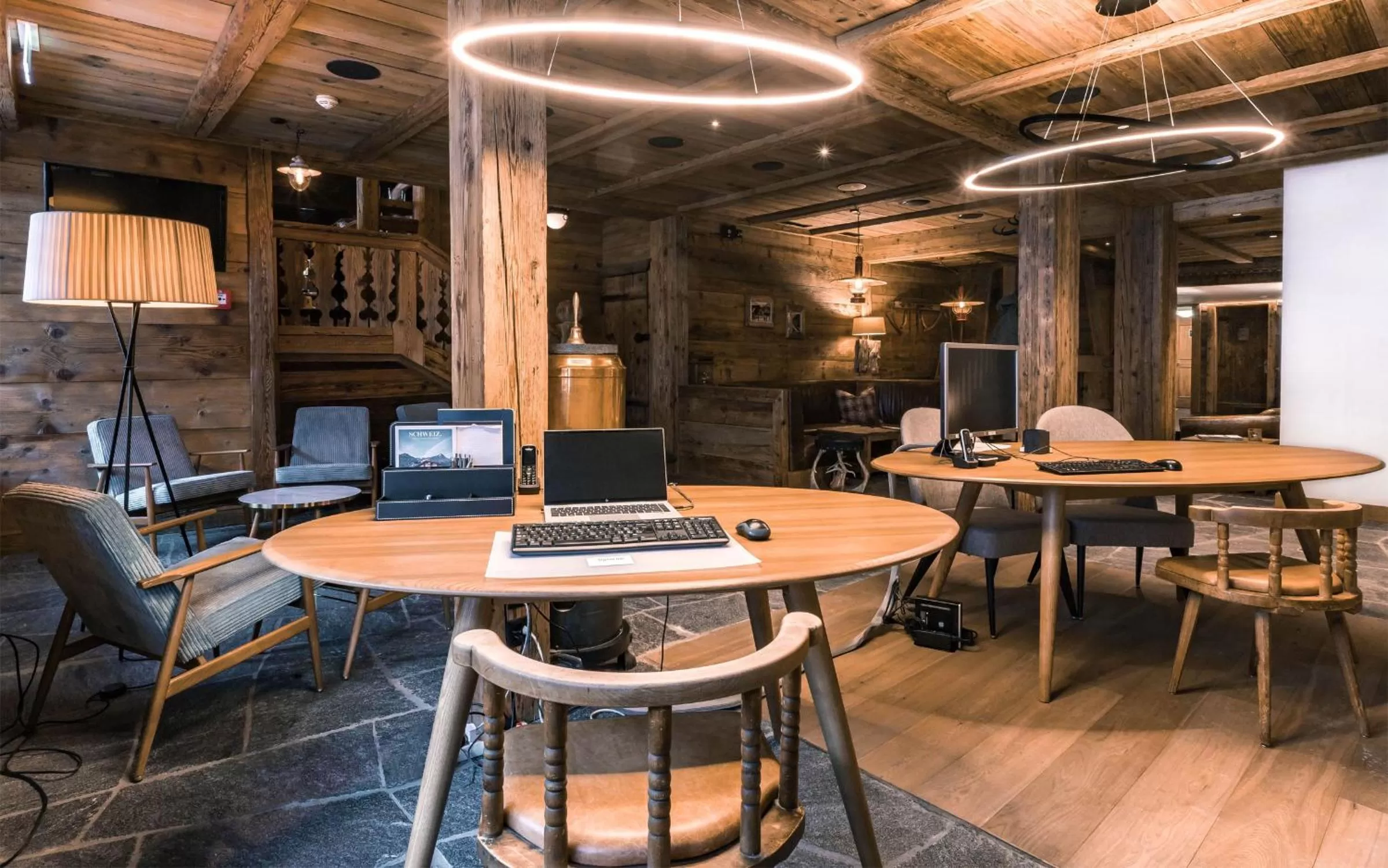 Lobby or reception in Alpenclub