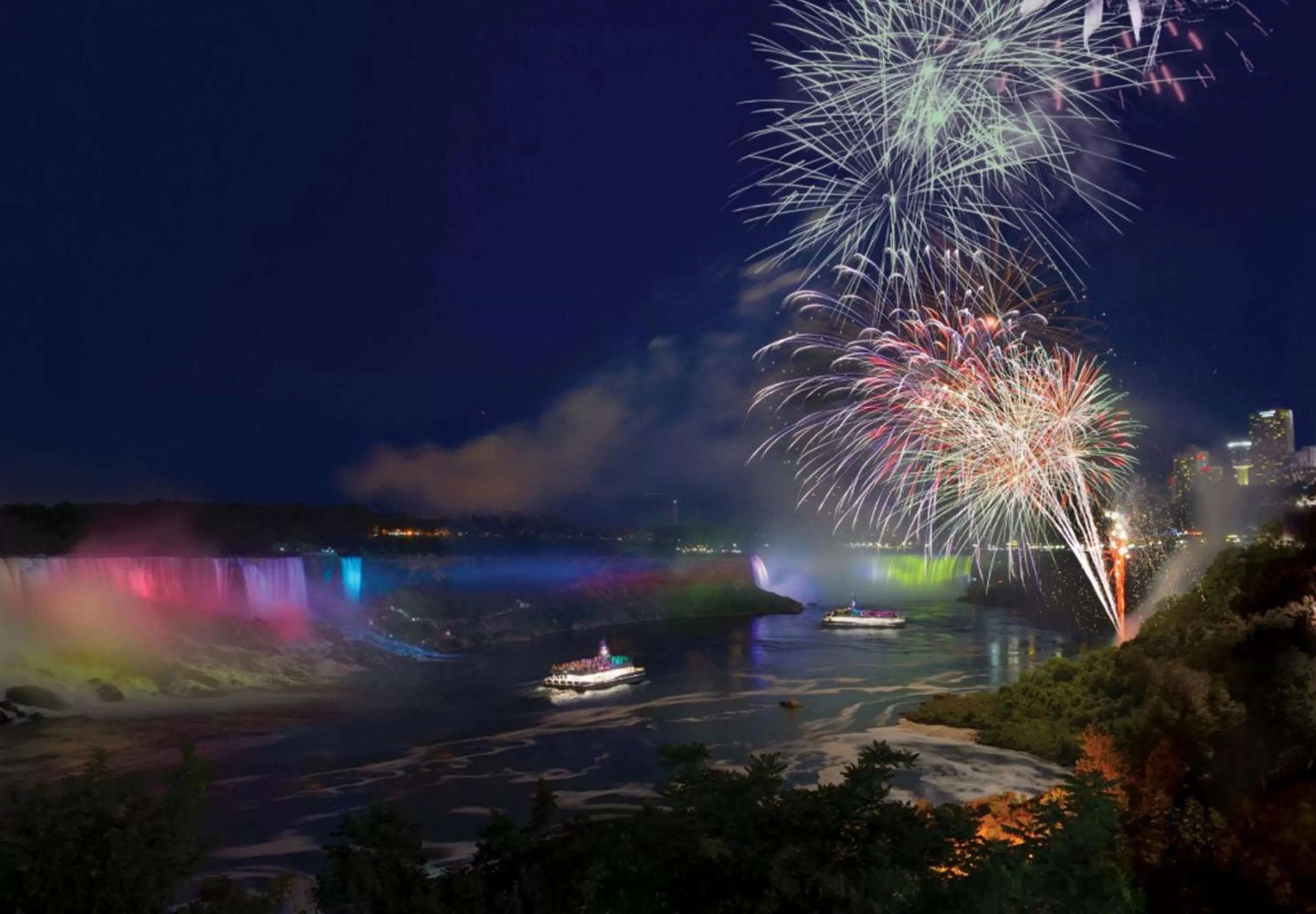 Nearby landmark in Tower Hotel at Fallsview