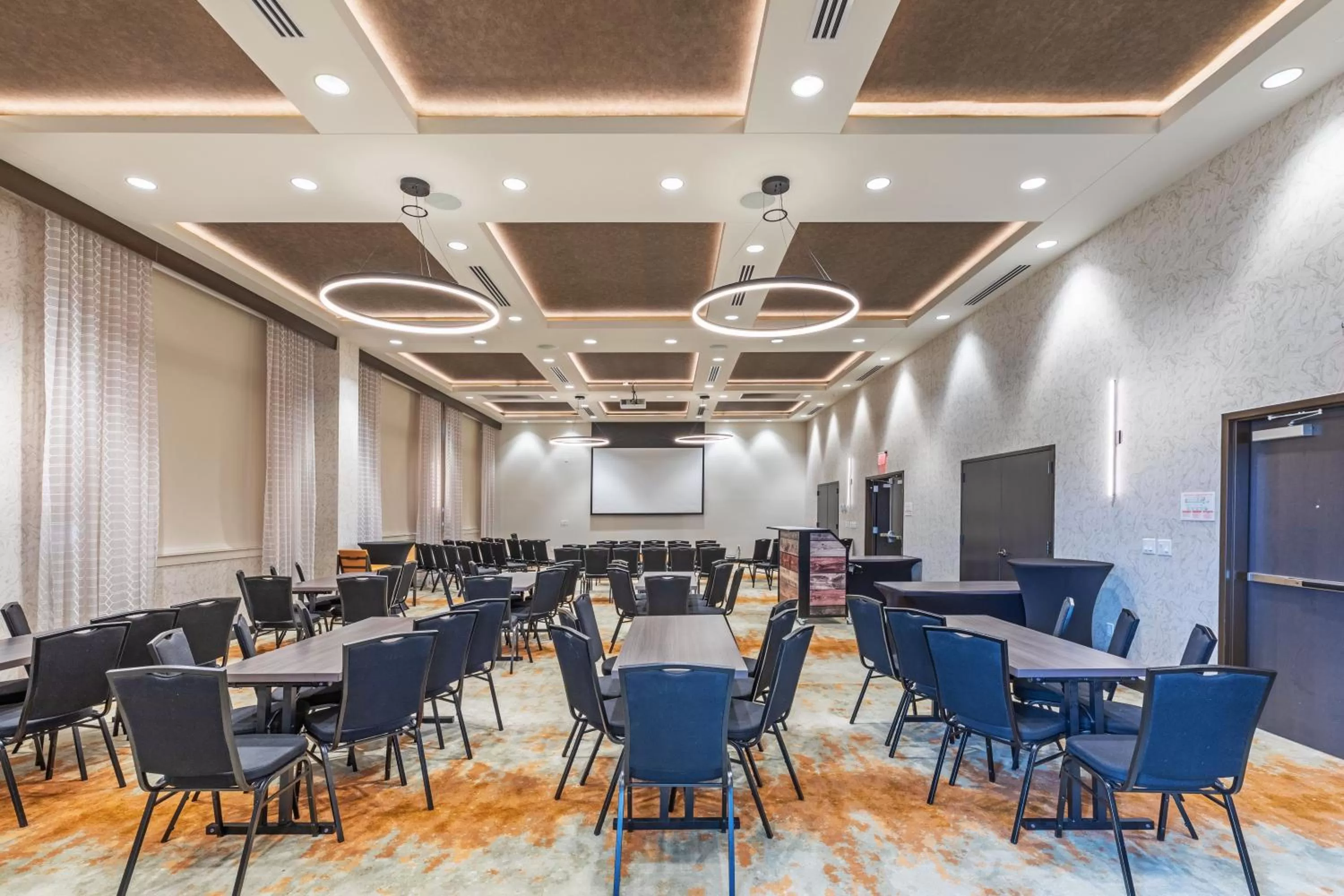 Meeting/conference room in Hotel Indigo Tulsa DWTN/Entertainment Area