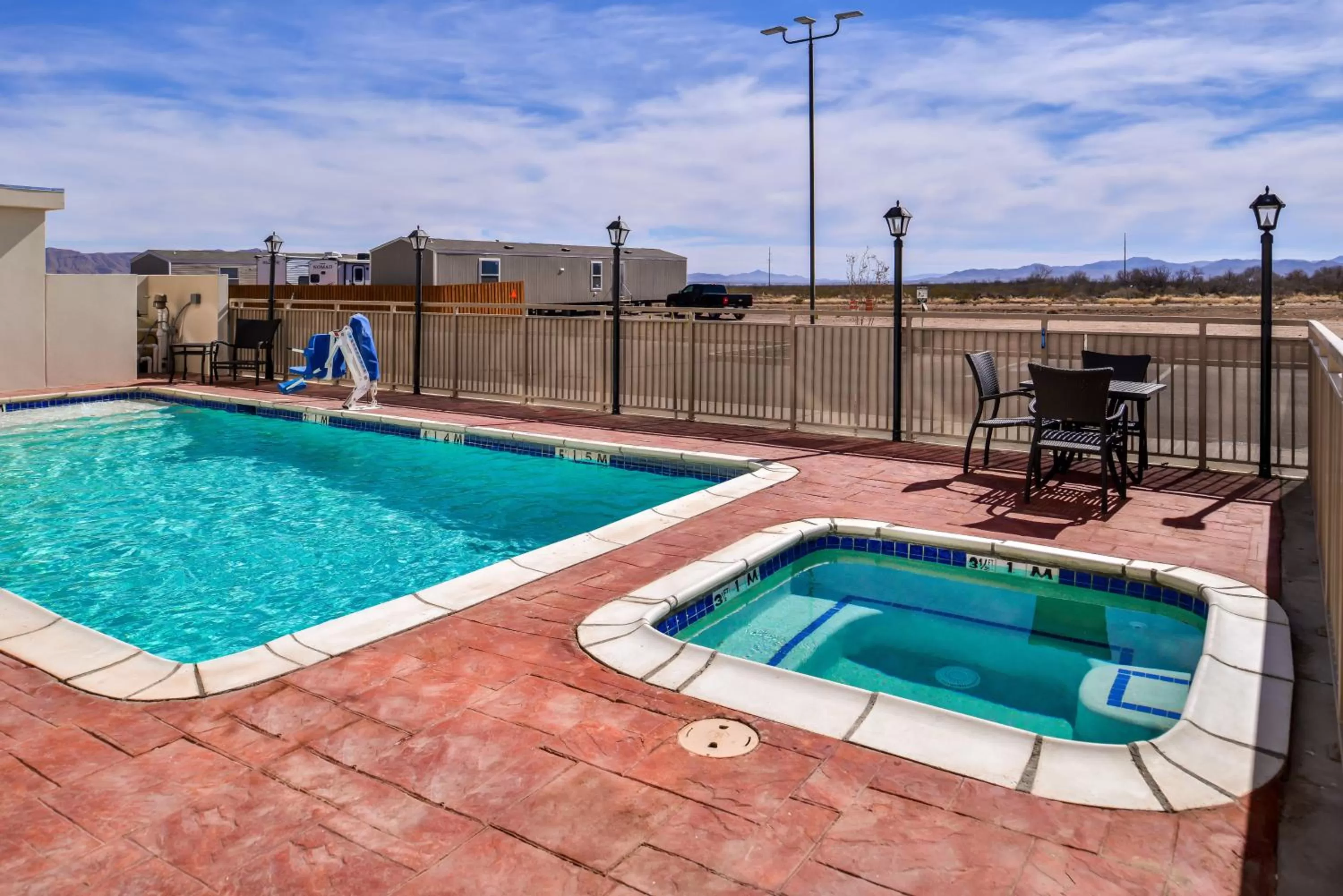 Swimming pool in Holiday Inn Express & Suites - Van Horn by IHG