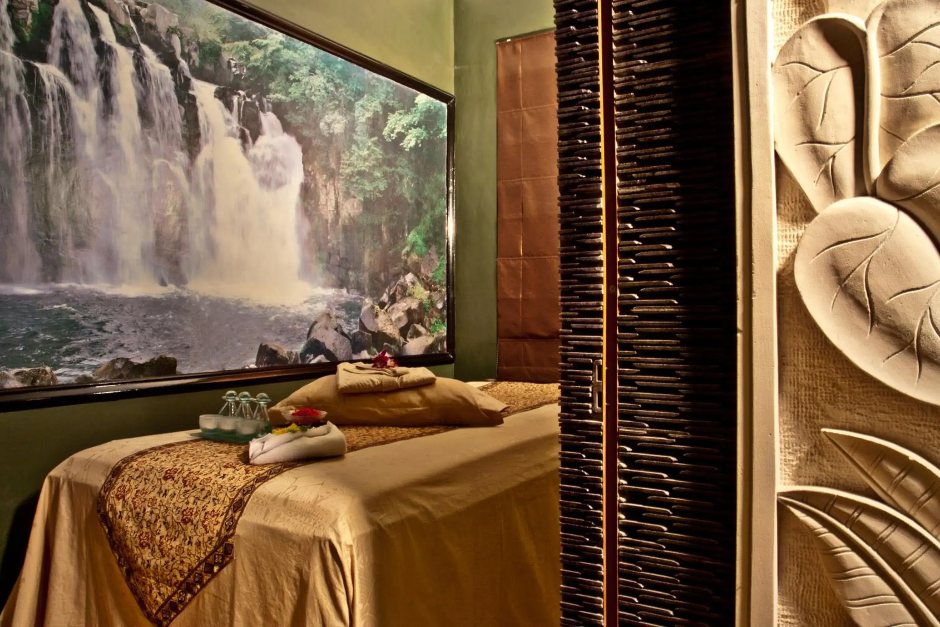 Spa and wellness centre/facilities, Bed in Prime Plaza Hotel Purwakarta Spa and wellness centre/facilities, Bed in Prime Plaza Hotel Purwakarta