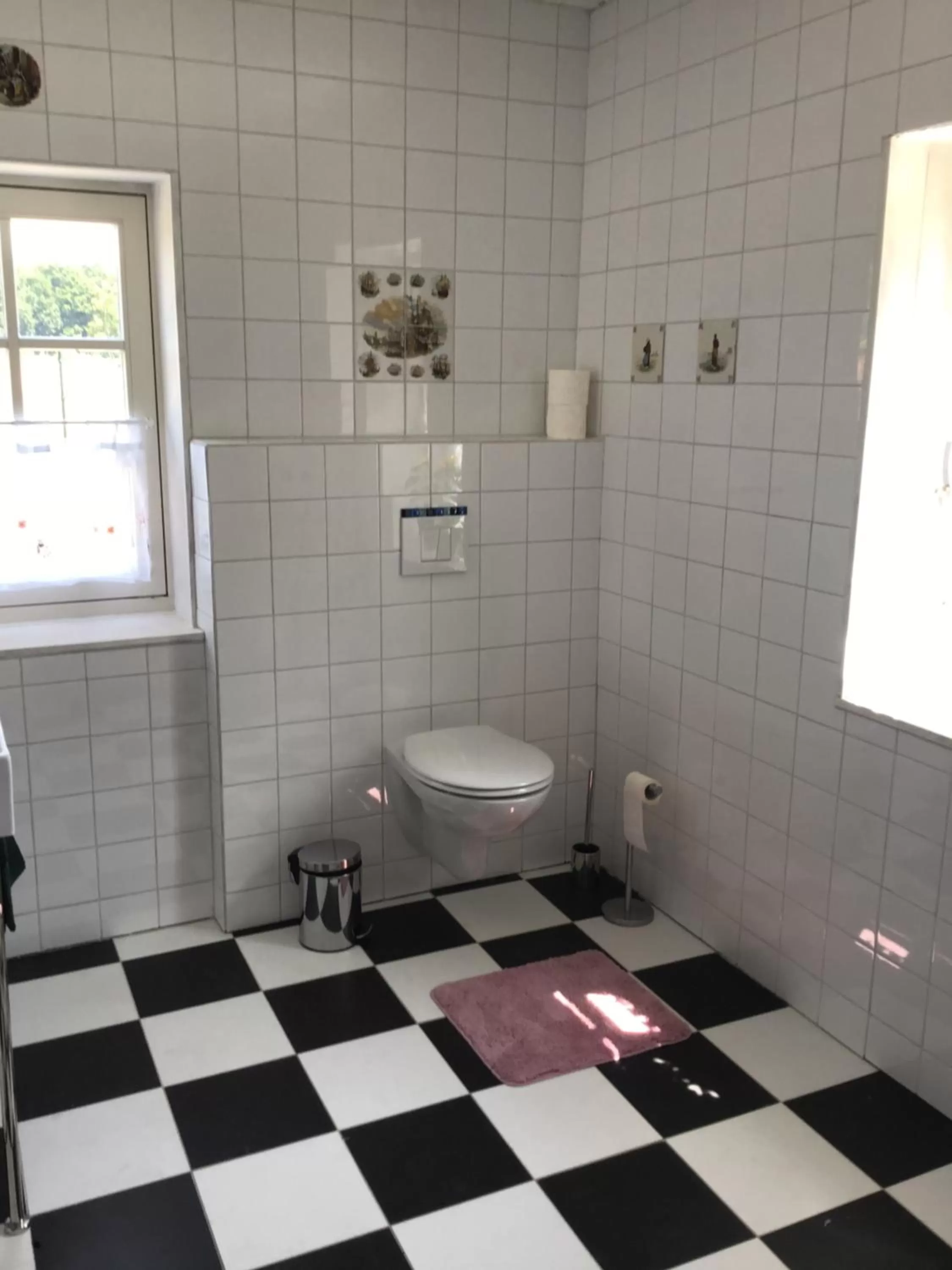 Toilet, Bathroom in Nergena Zimmer Frei