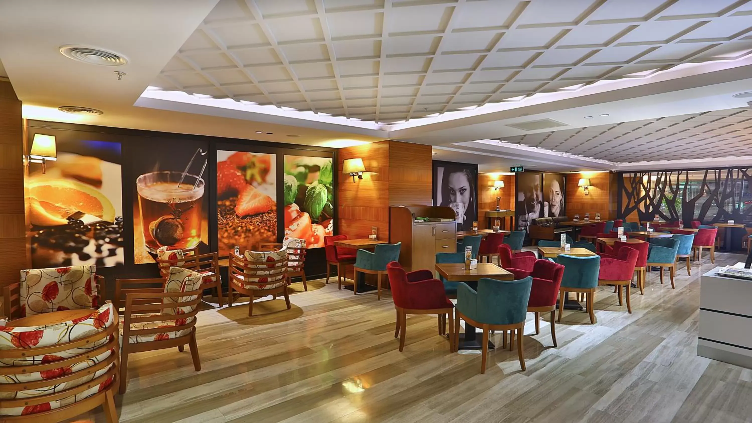 Lounge or bar, Restaurant/Places to Eat in Park Inn by Radisson Istanbul Asia Kavacik