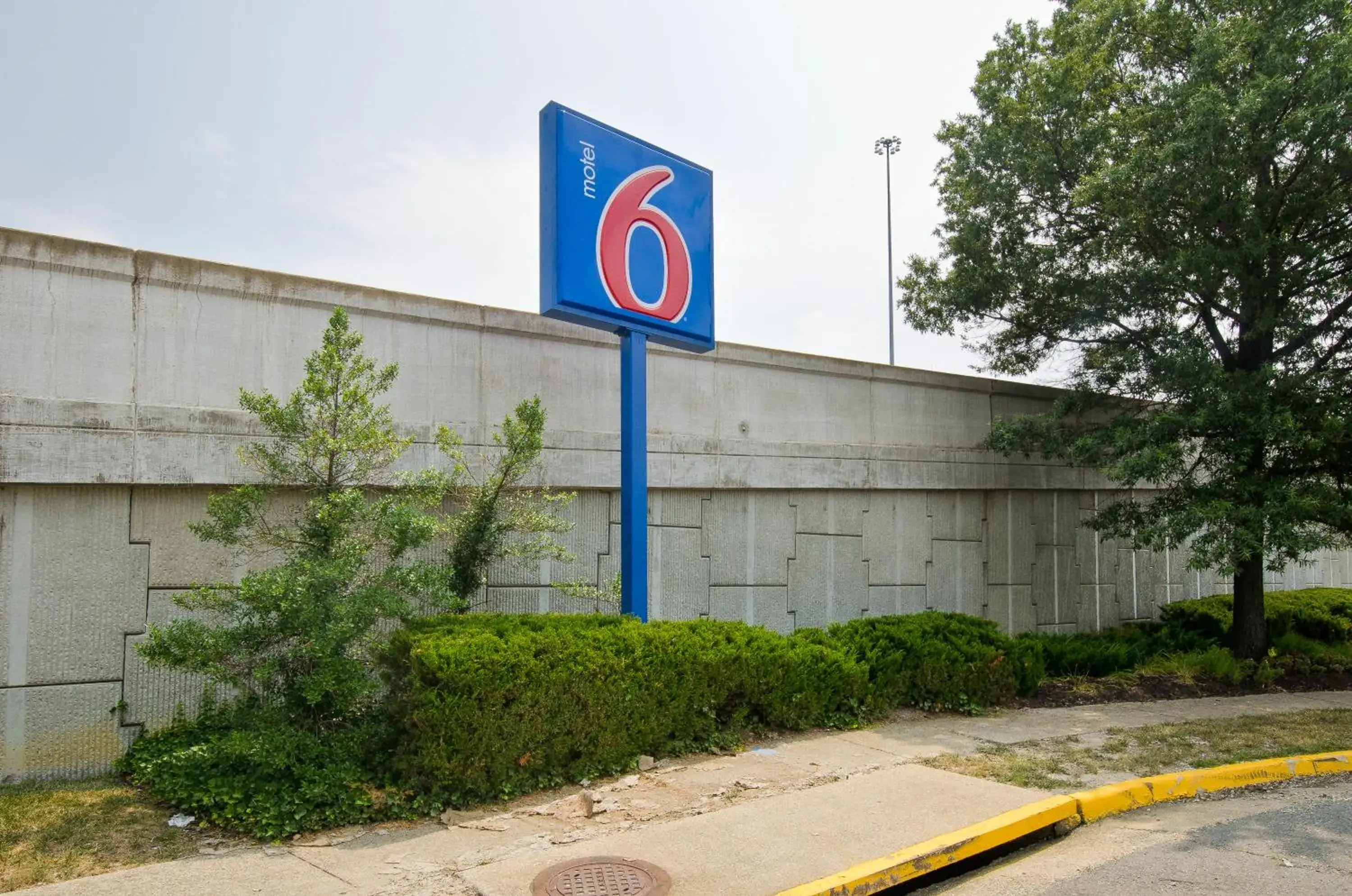 Facade/entrance, Property Building in Motel 6-Springfield, DC - Washington Southwest