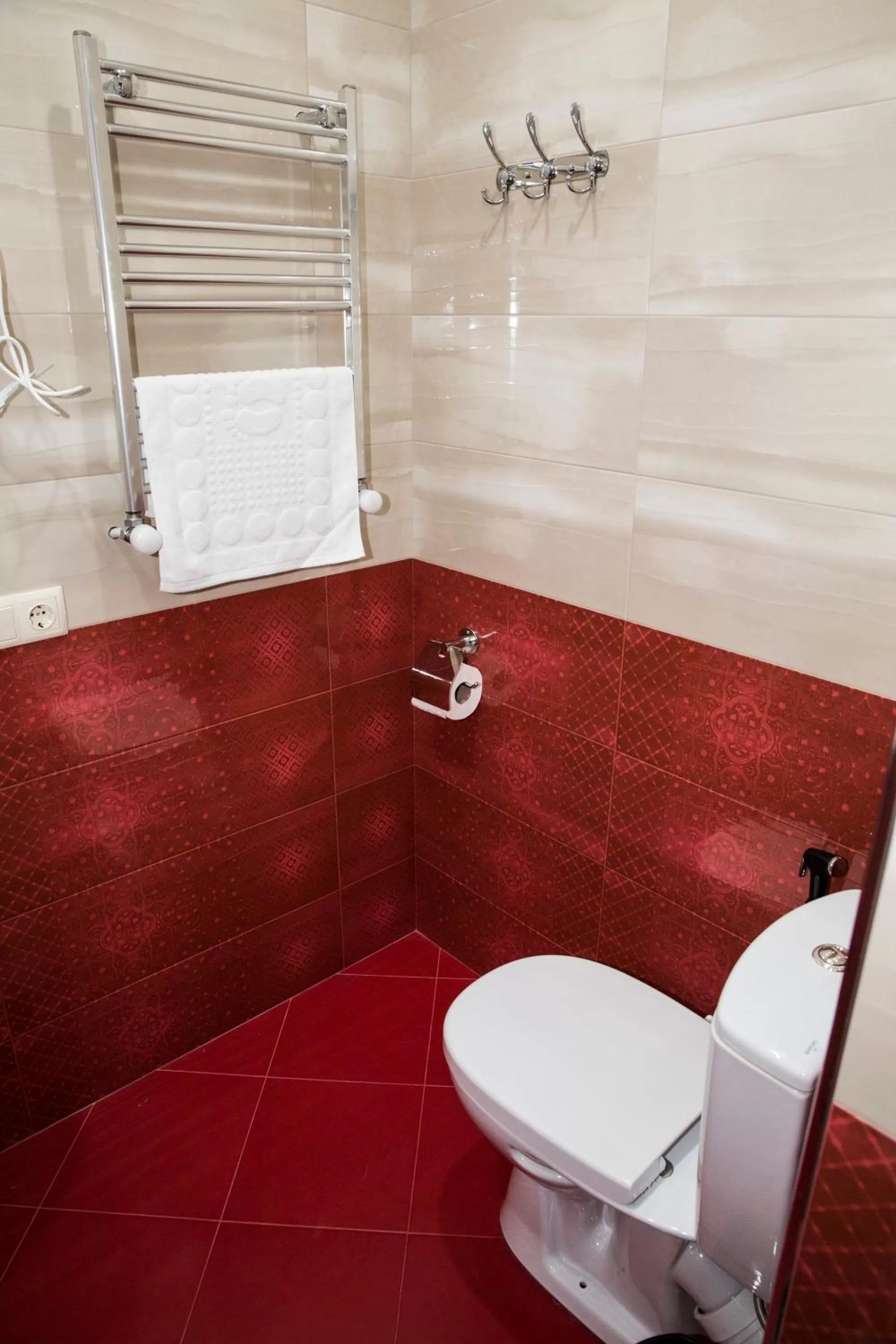 Toilet, Bathroom in Hotel Maria