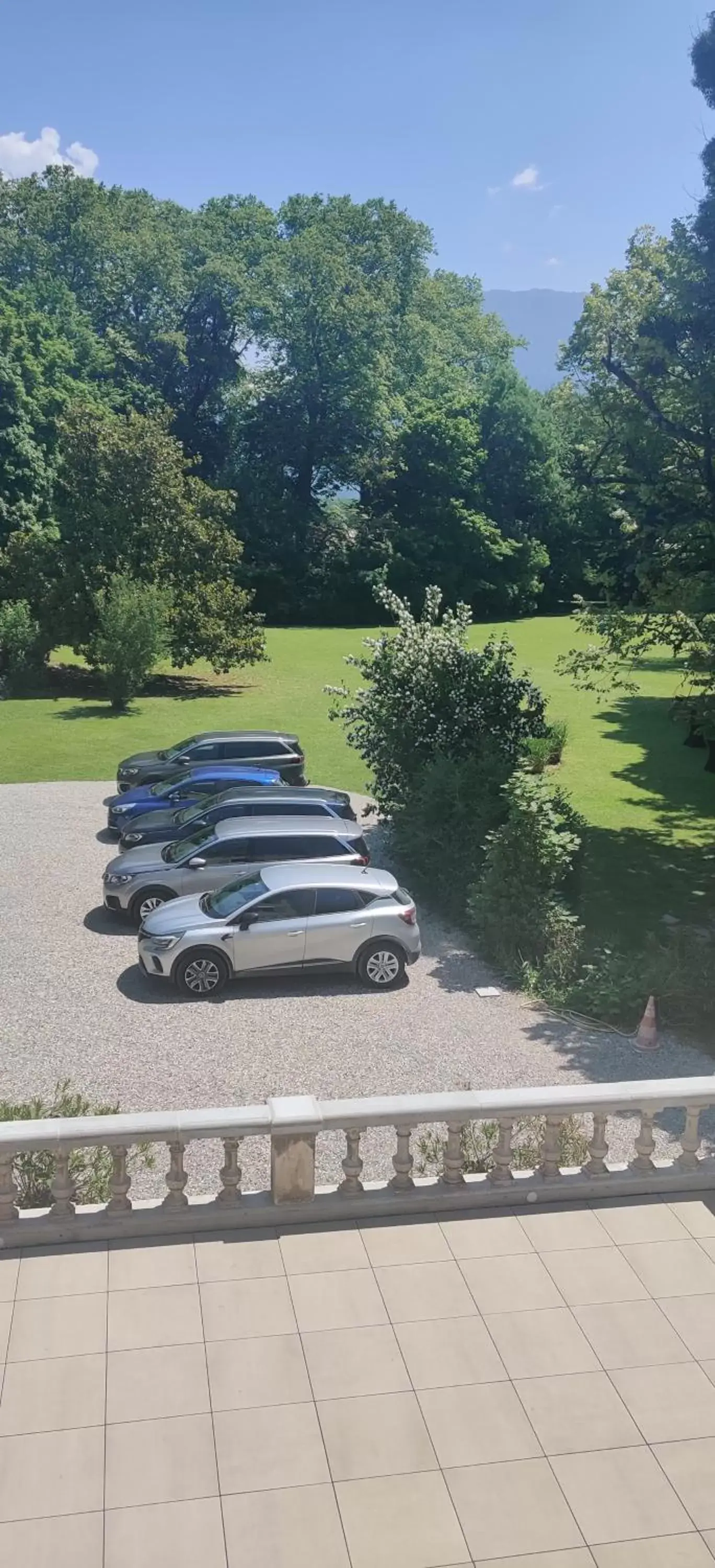 Parking, Pool View in Domaine Clairfontaine Noyarey - Suites Junior