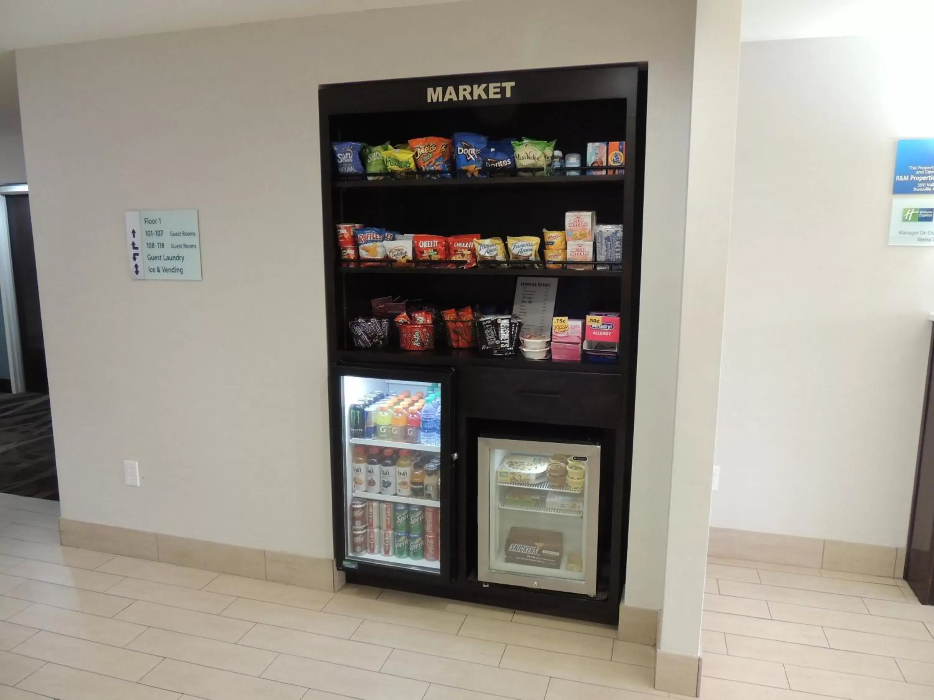 Other, Supermarket/Shops in Holiday Inn Express Trussville, an IHG Hotel