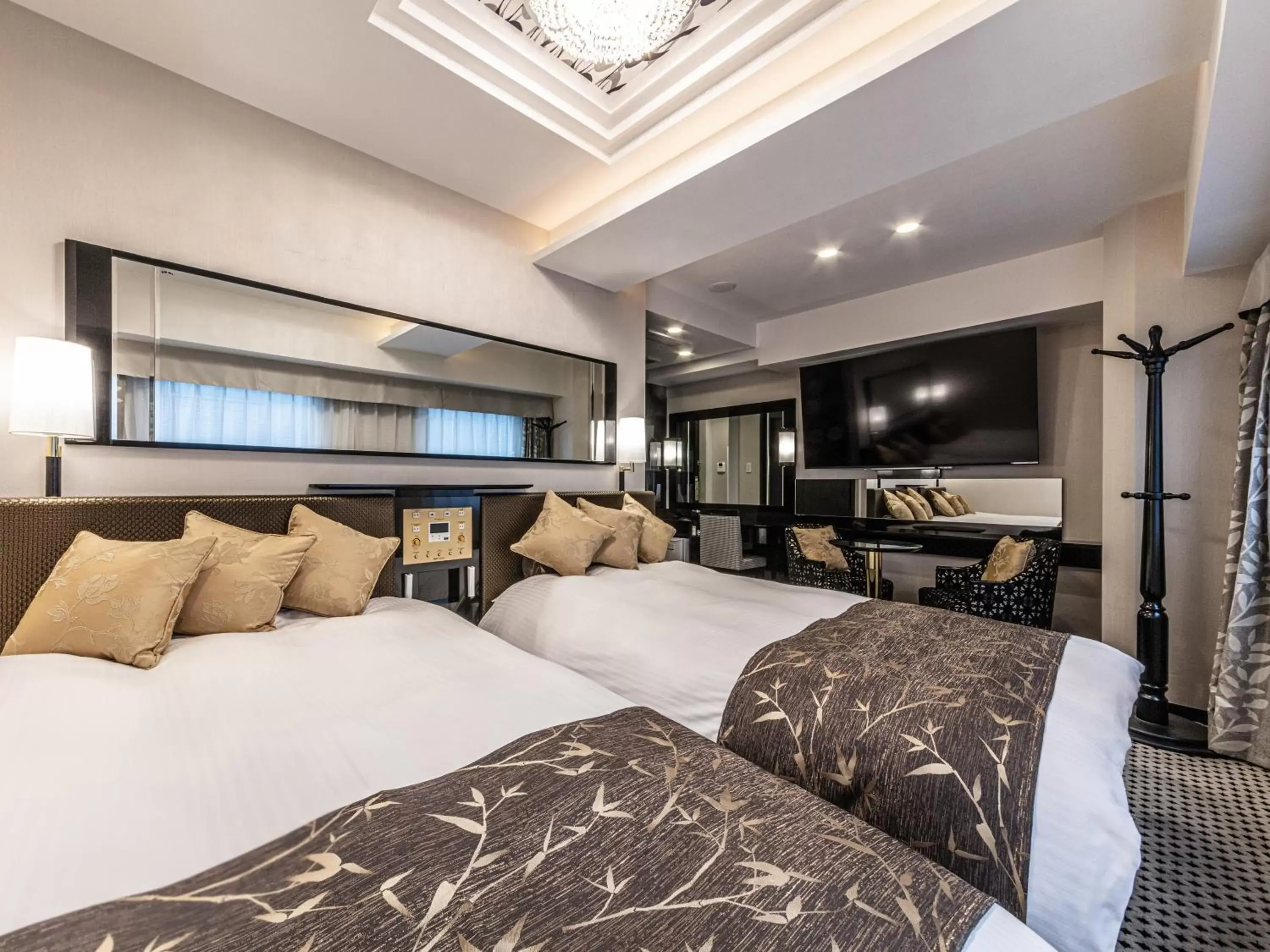 Deluxe Twin Room - single occupancy - Non-Smoking in APA Hotel Roppongi SIX Deluxe Twin Room - single occupancy - Non-Smoking in APA Hotel Roppongi SIX