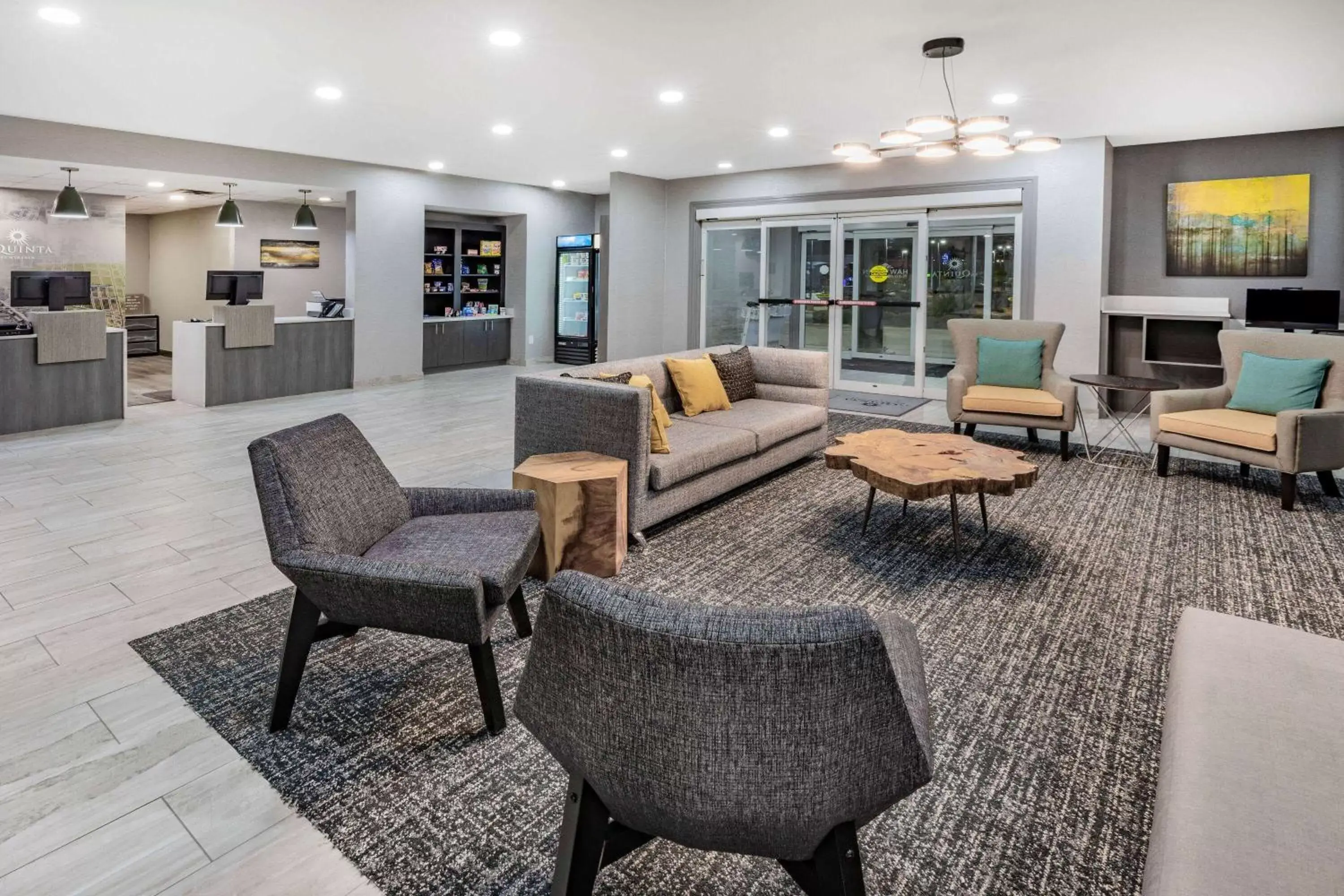 Lobby or reception, Lobby/Reception in La Quinta Inn & Suites by Wyndham Ardmore