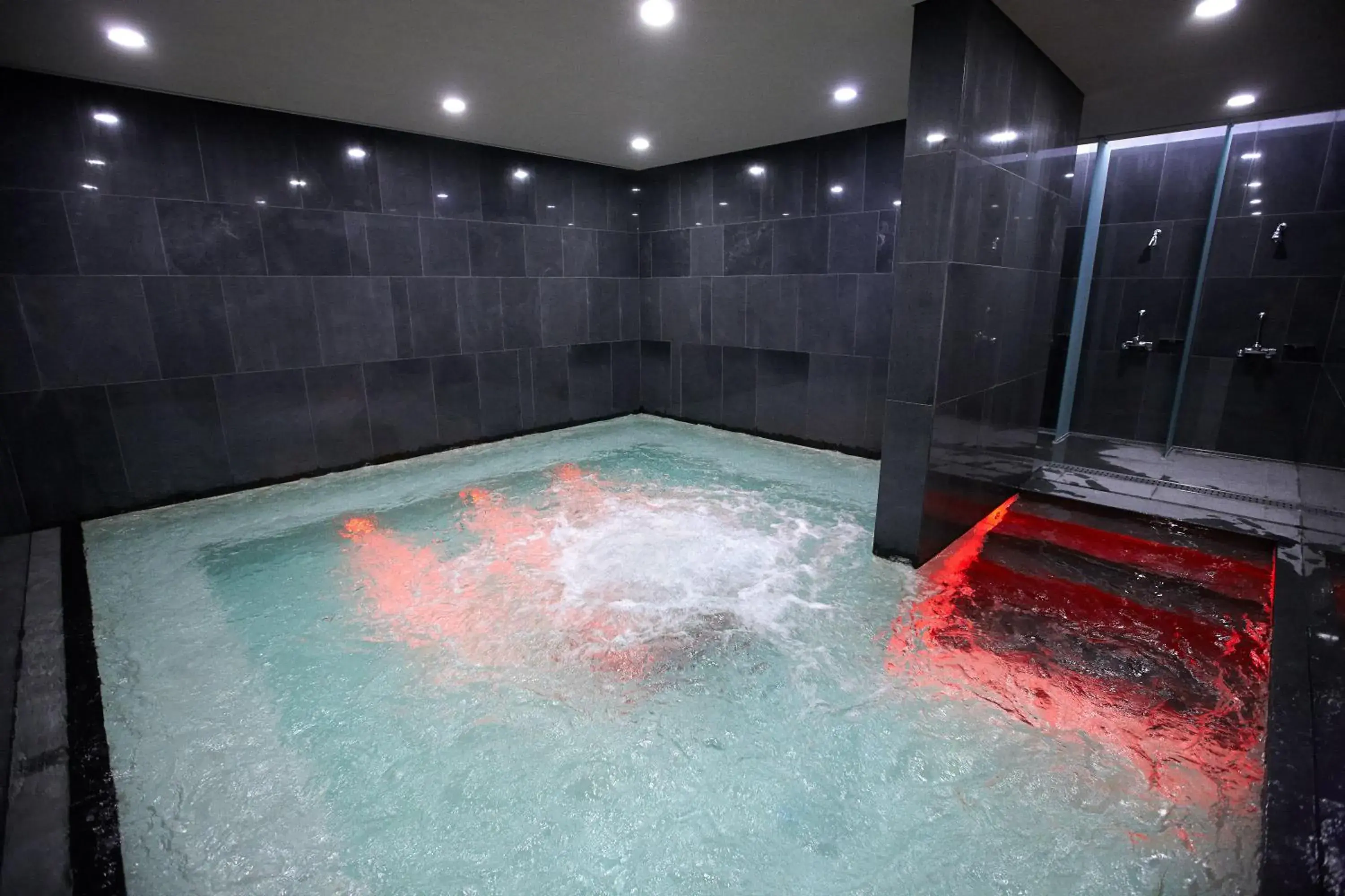 Area and facilities, Swimming Pool in We Hotel Jeju