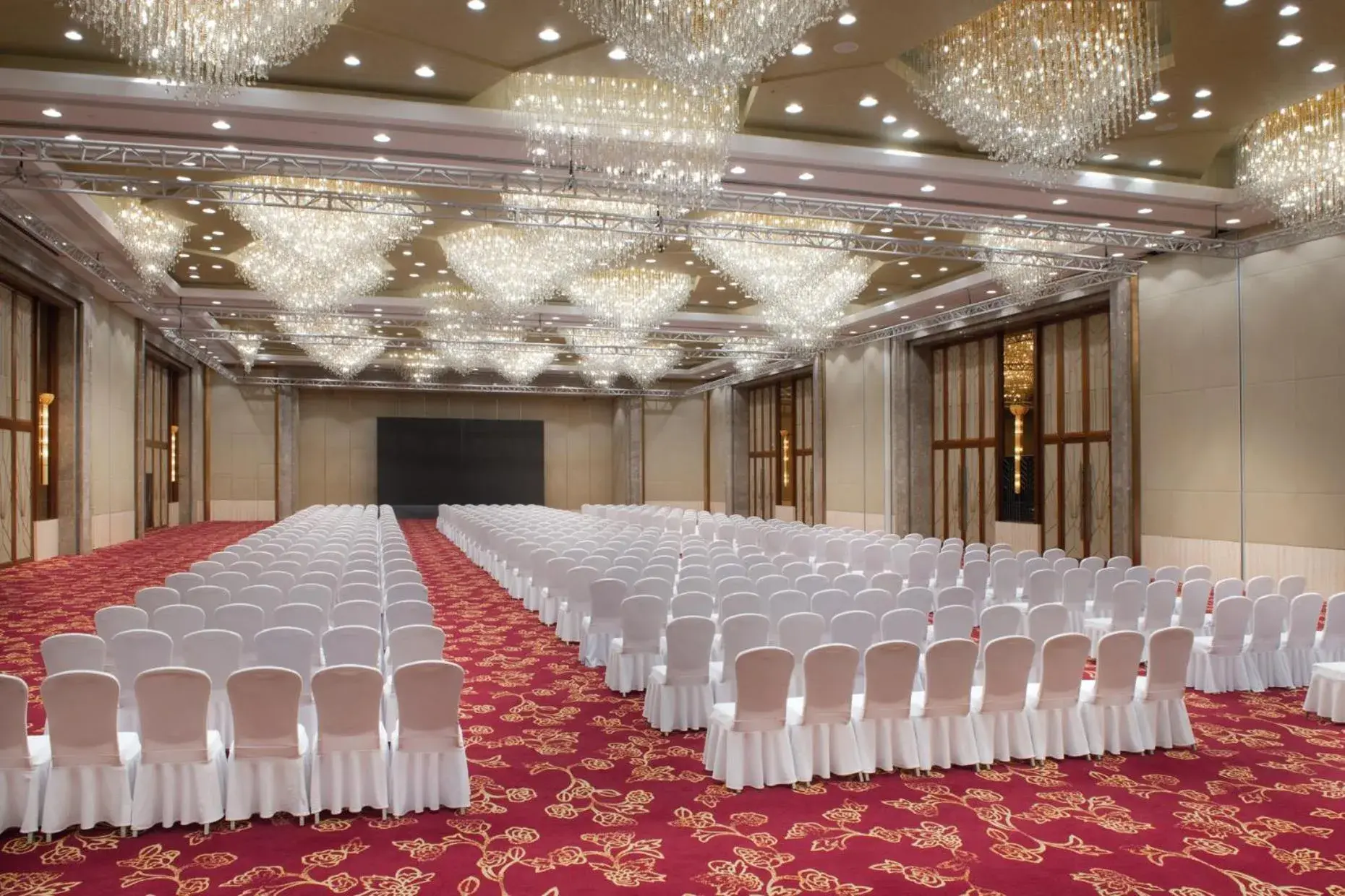 Banquet/Function facilities, Banquet Facilities in Crowne Plaza Nanchang Riverside, an IHG Hotel