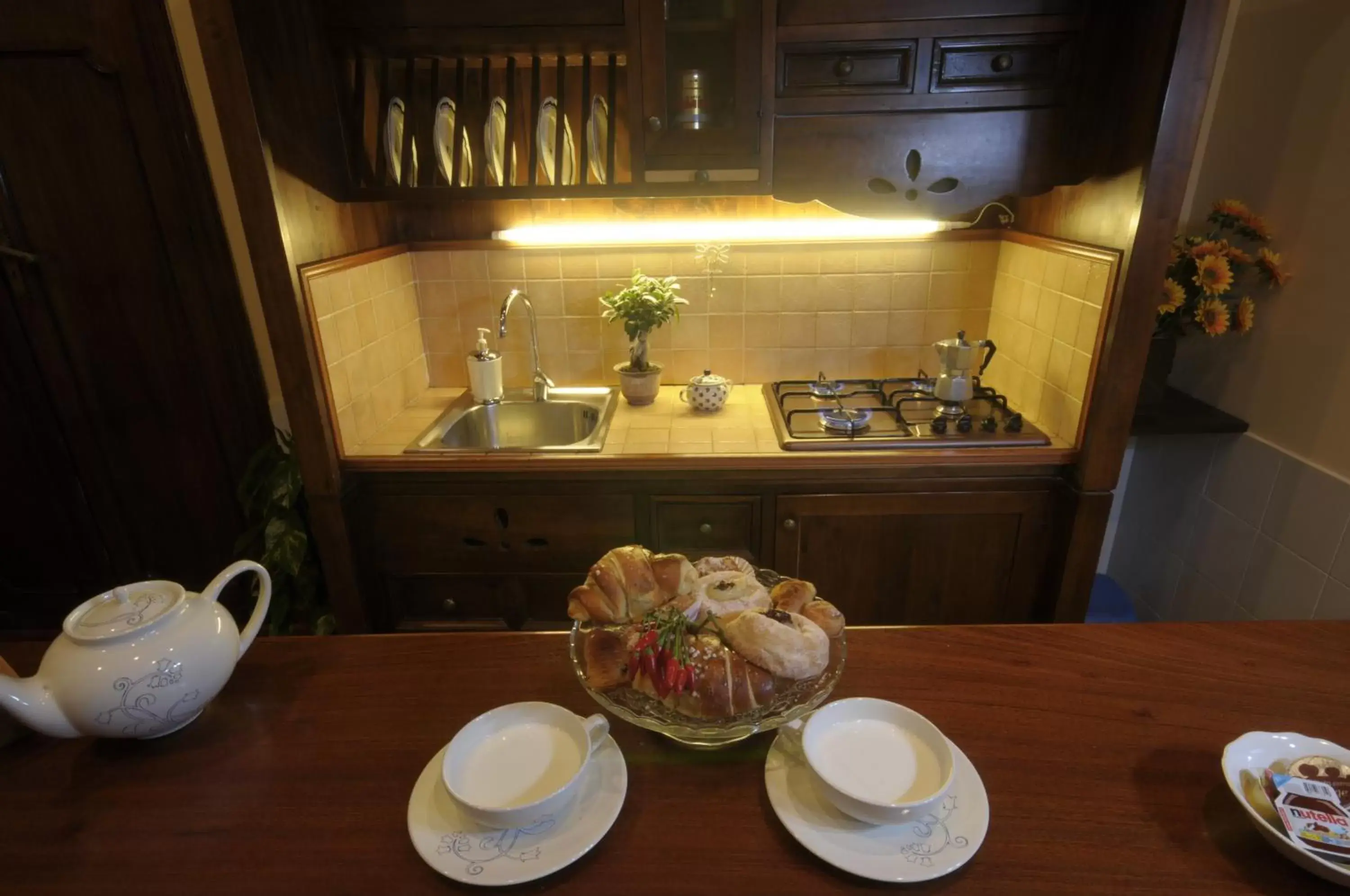 Coffee/tea facilities, Dining Area in Monteoliveto Bed & Breakfast