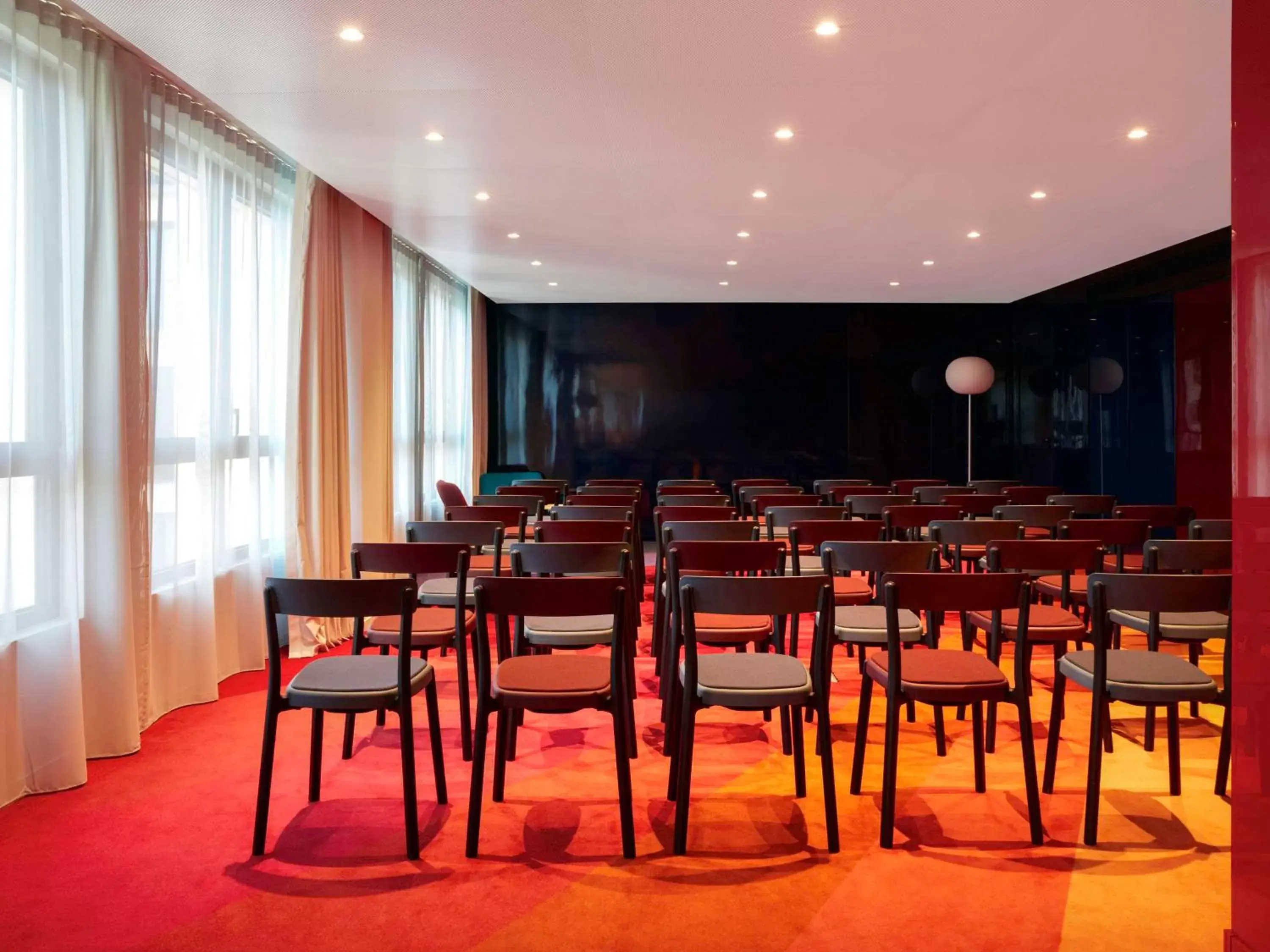 Meeting/conference room in SO Paris Hotel