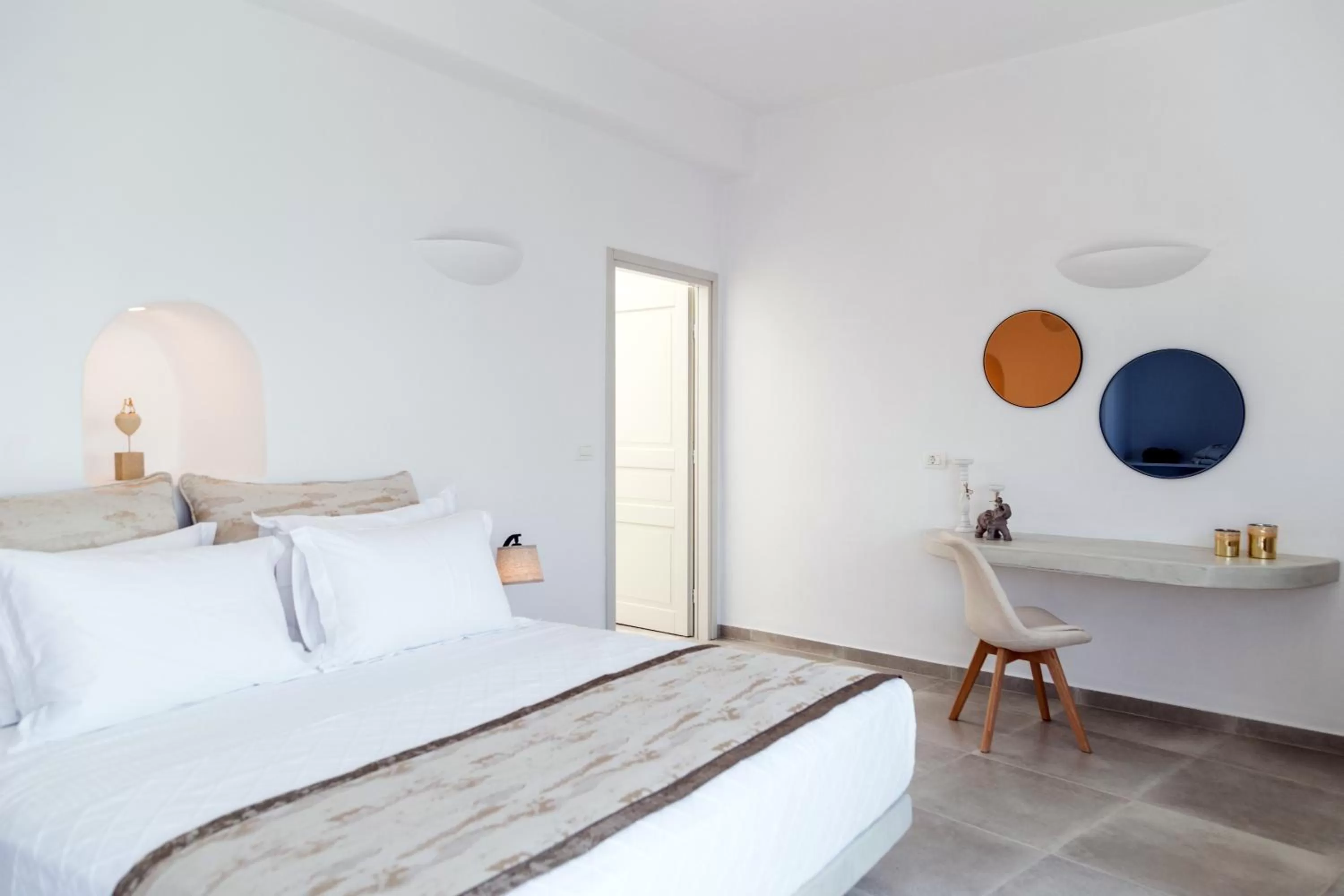 Bed in Adamant Suites