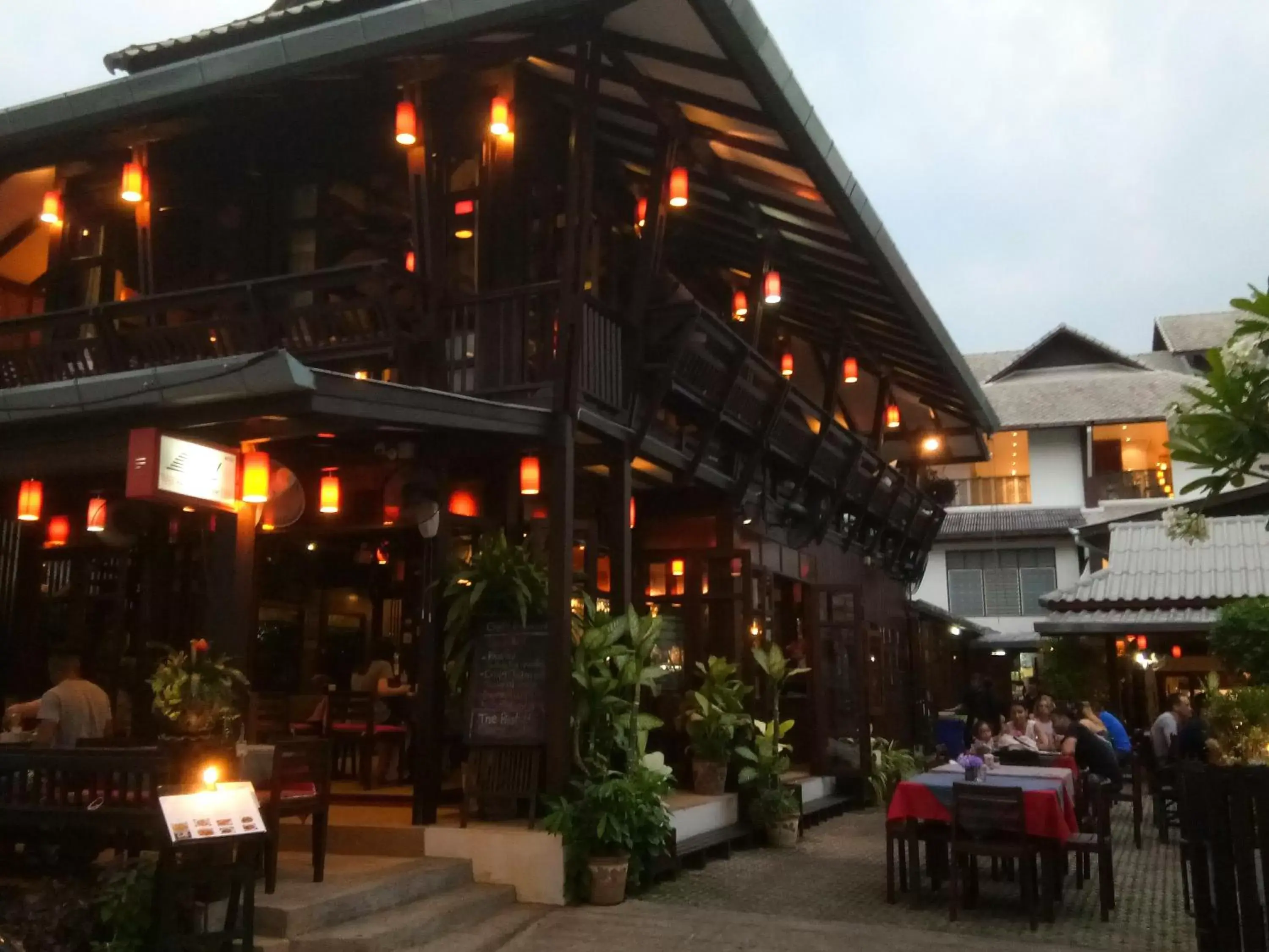 Restaurant/Places to Eat in Hotel De Nara-SHA Extra Plus