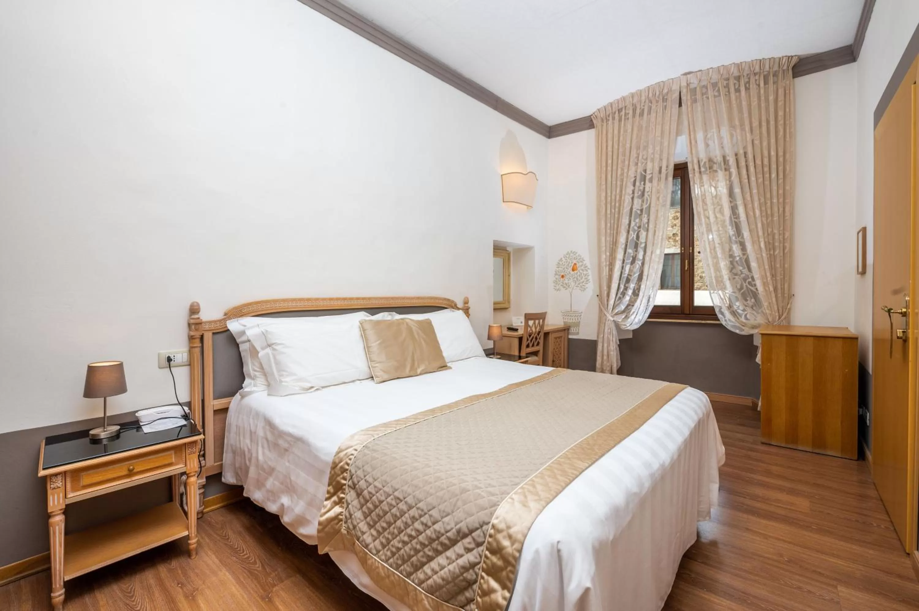 Photo of the whole room, Bed in Albergo Le Terme