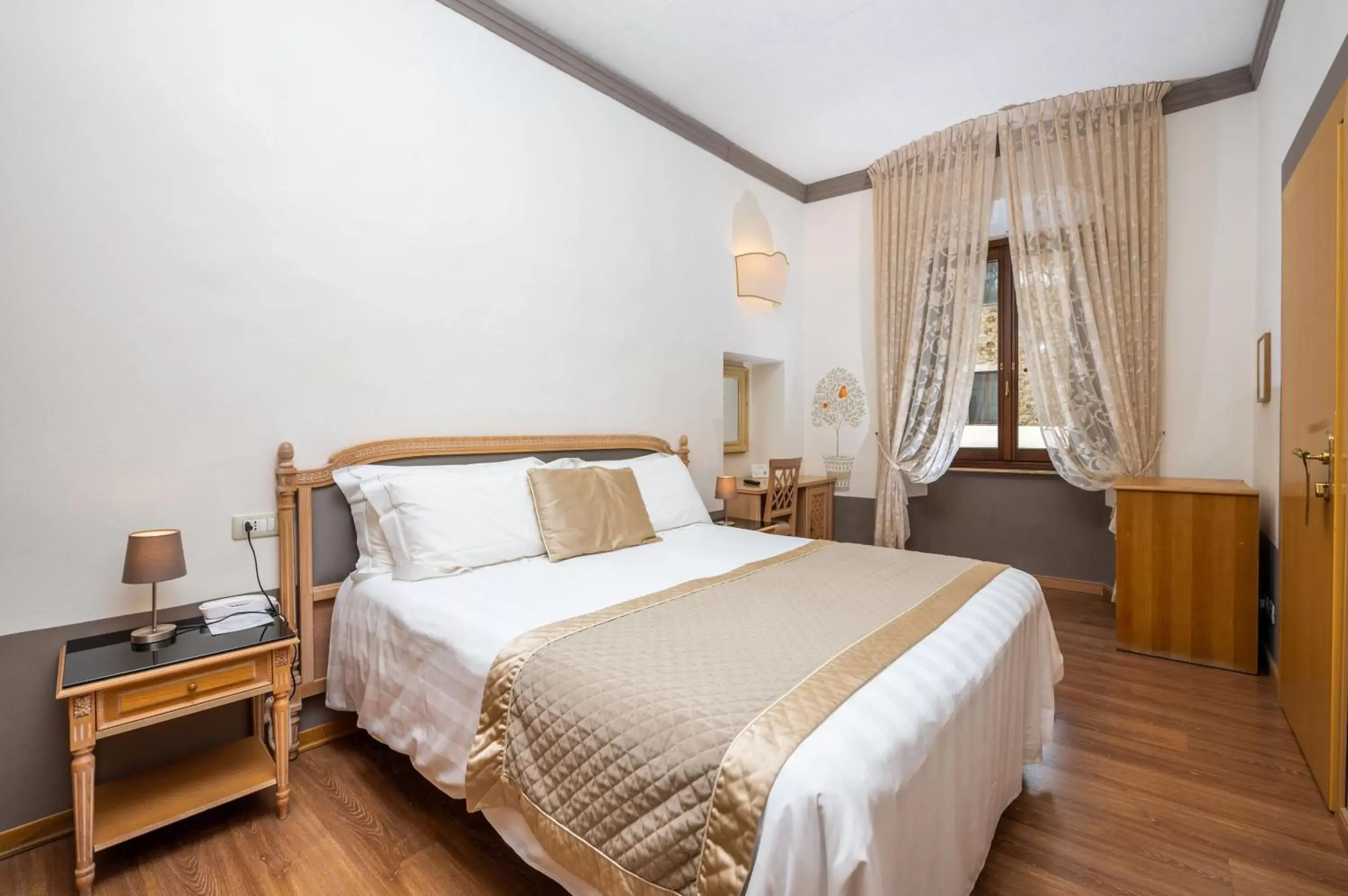 Bed in Albergo Le Terme