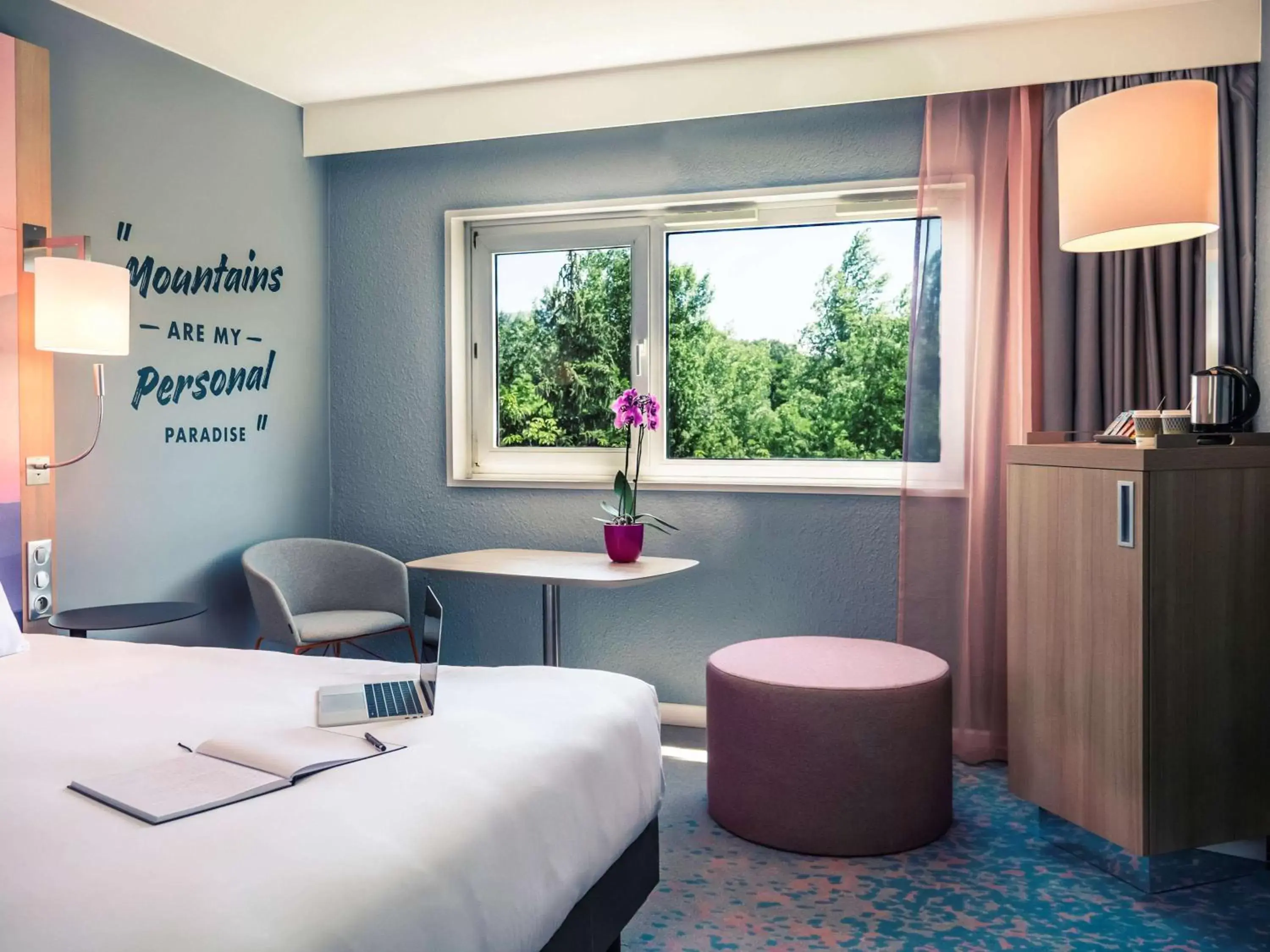 Photo of the whole room in Mercure Annemasse Porte De Genève